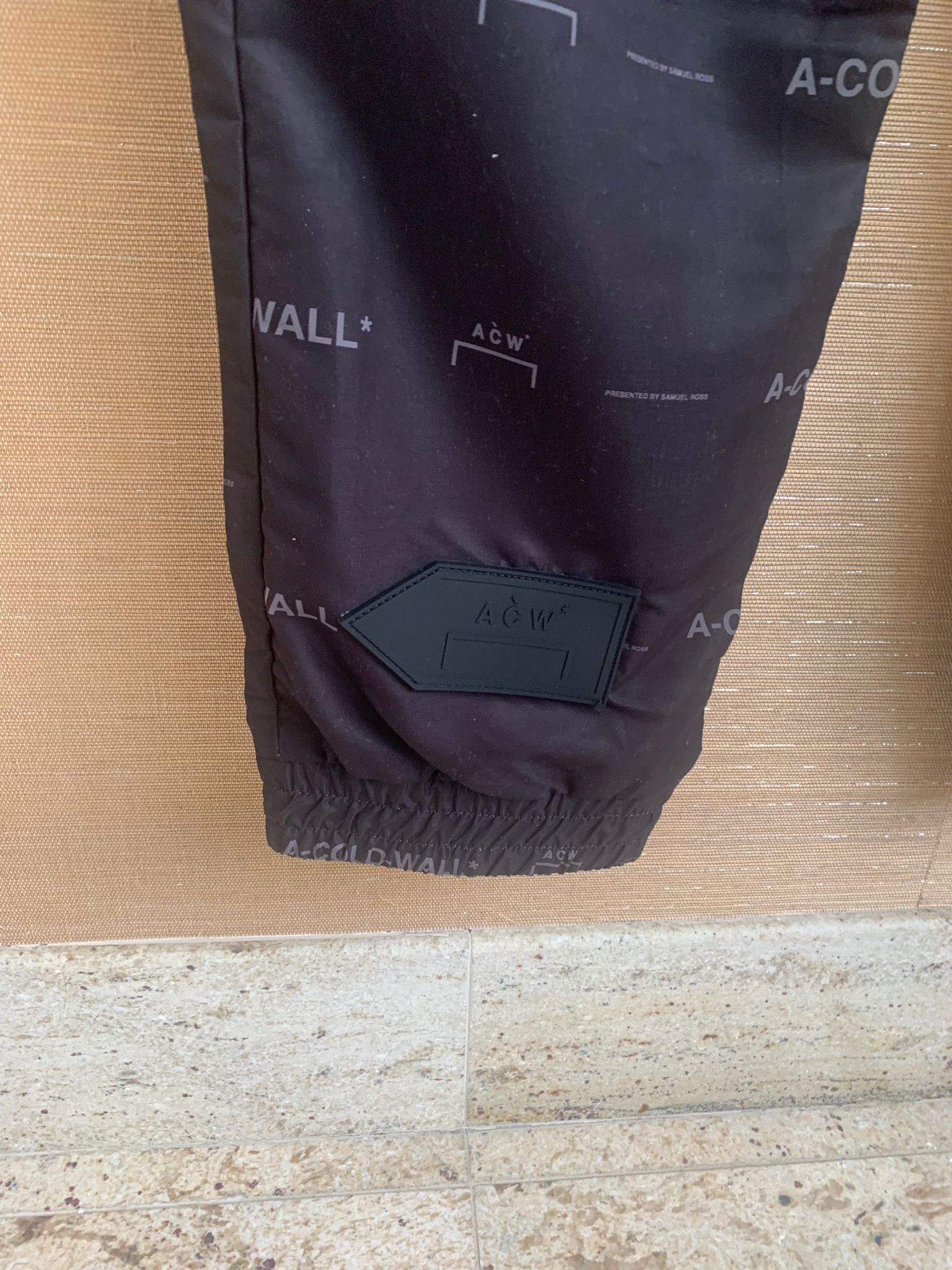 A-COLD-WALL* Logo All Over Pants in Black Size US 36 / EU 52 - 8 Thumbnail