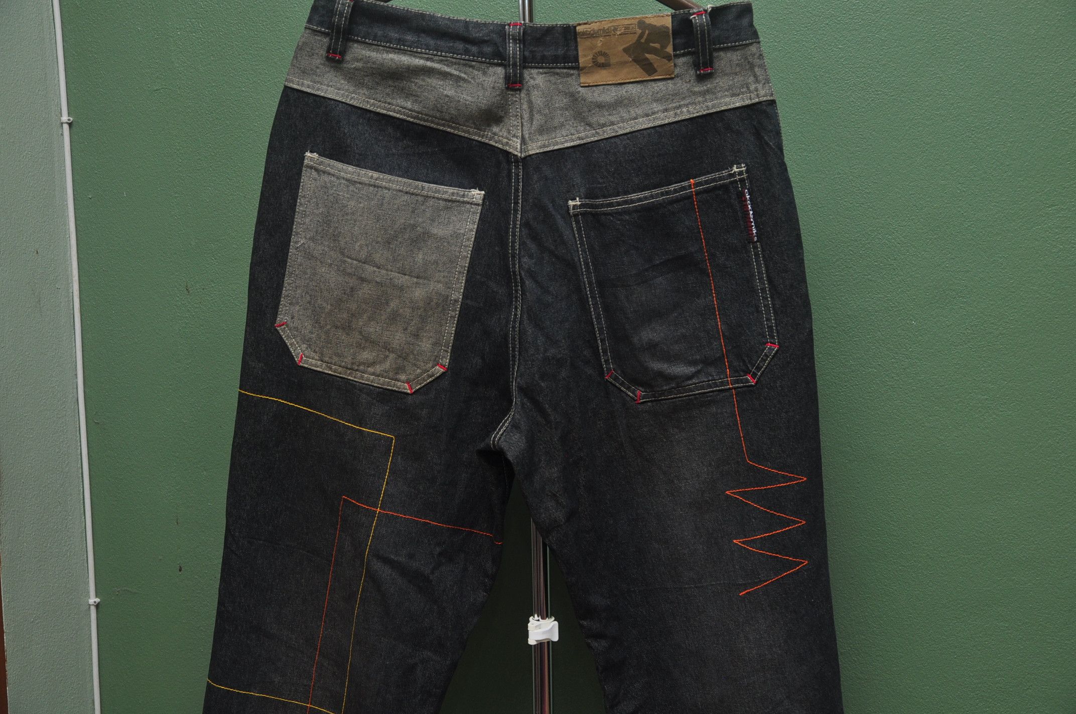 Akademiks × Designer × Japanese Brand Vintage Akademiks Denim Jeans Travis Scott Fashion Style Size US 33 - 7 Thumbnail