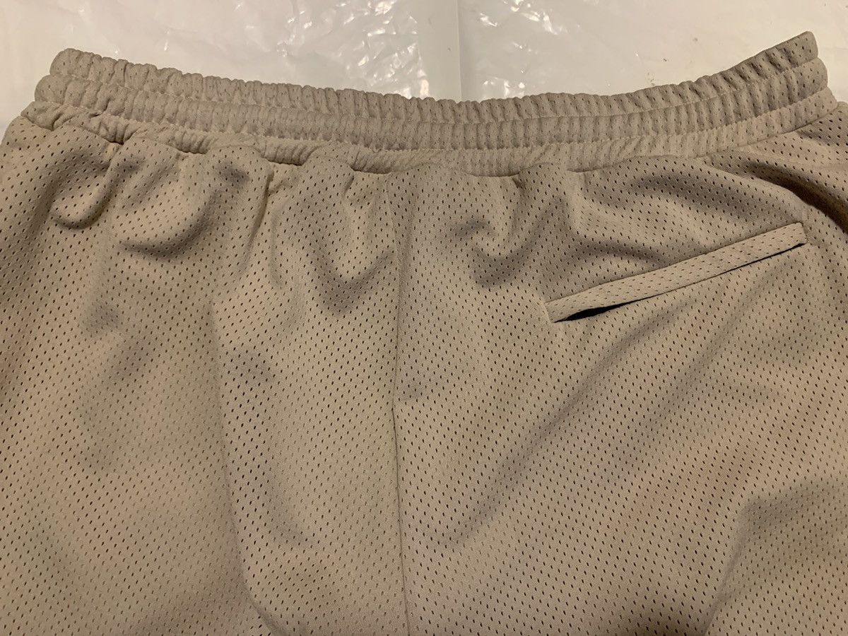 HIDDEN Heavyweight Mesh shorts Size US 34 / EU 50 - 7 Thumbnail