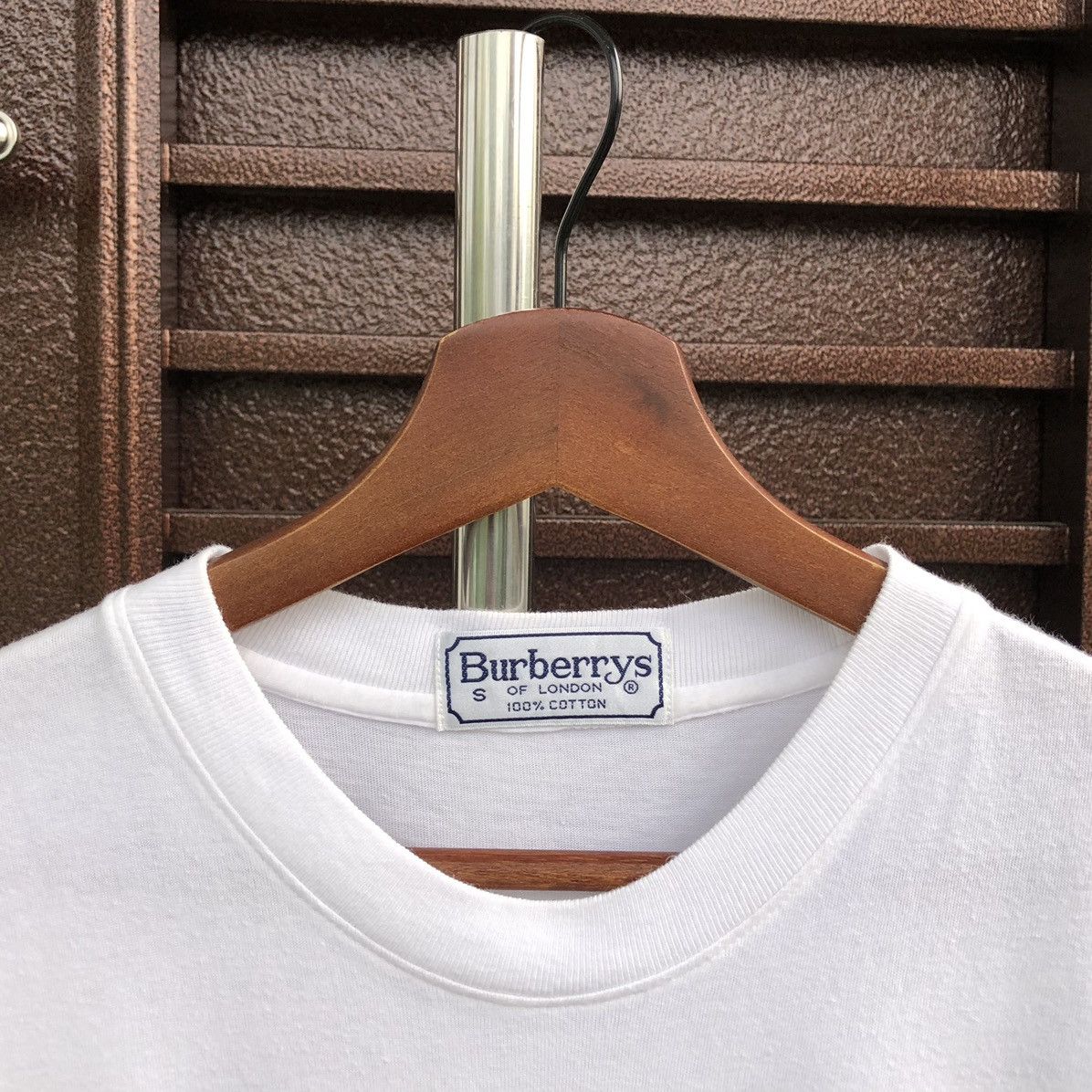 Burberry Vintage 90's Burberry's Bear T-shirt Size S / US 4 / IT 40 - 9 Thumbnail