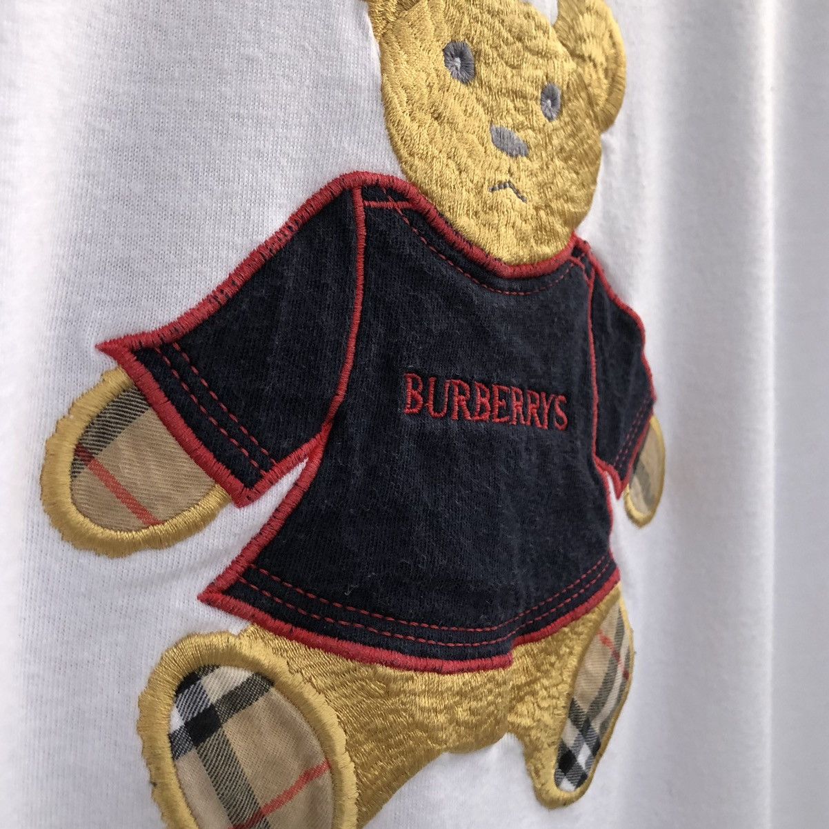 Burberry Vintage 90's Burberry's Bear T-shirt Size S / US 4 / IT 40 - 6 Thumbnail