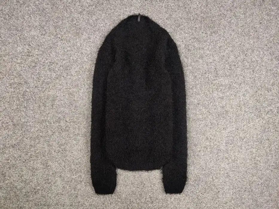 Japanese Brand Vintage Japanese Black Mohair Style Fuzzy Crewneck Sweater Size US S / EU 44-46 / 1 - 1 Thumbnail