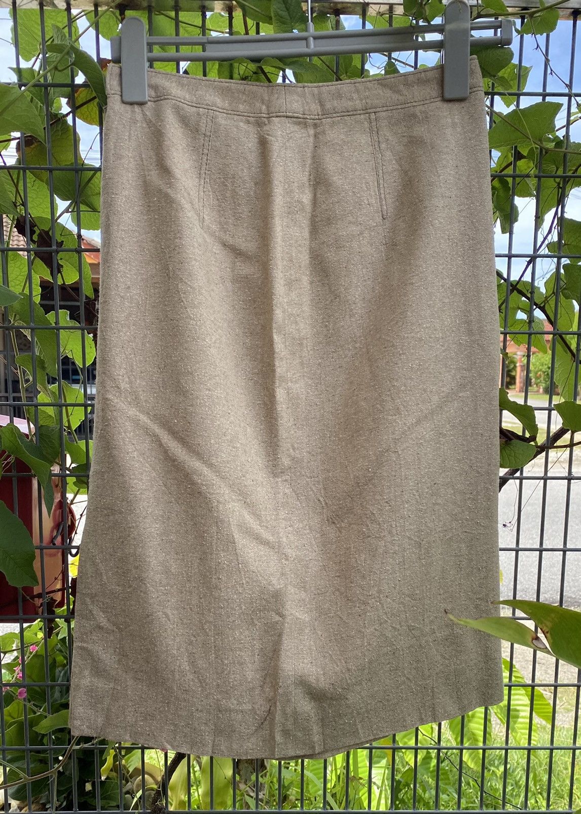 Burberry Vintage Burberry London Midi Skirts Size 25" / US 0 / IT 36 - 1 Thumbnail