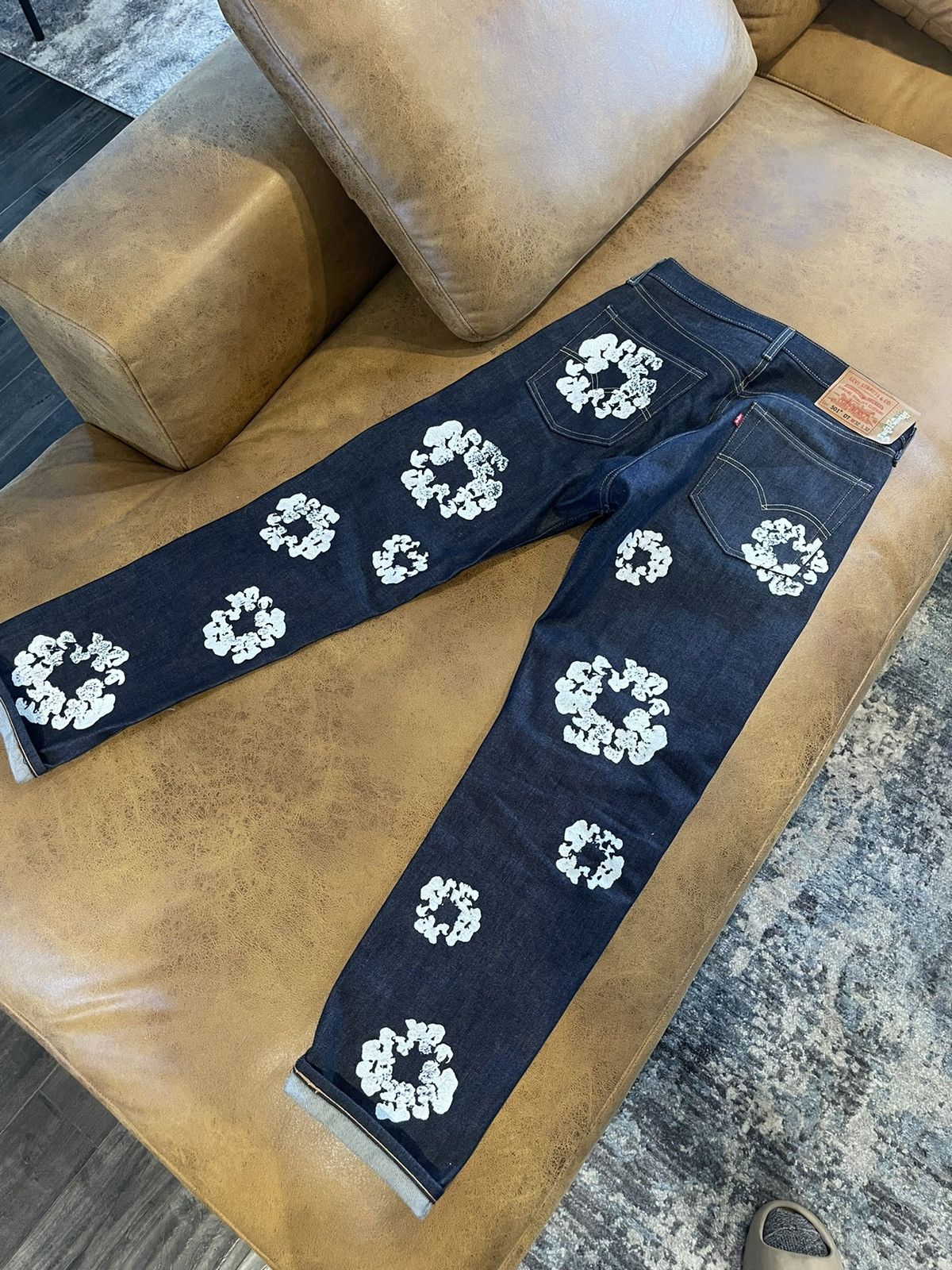 DENIM TEARS DENIM TEARS RAW BLUE COTTON WREATHS Size US 32 / EU 48 - 2 Thumbnail