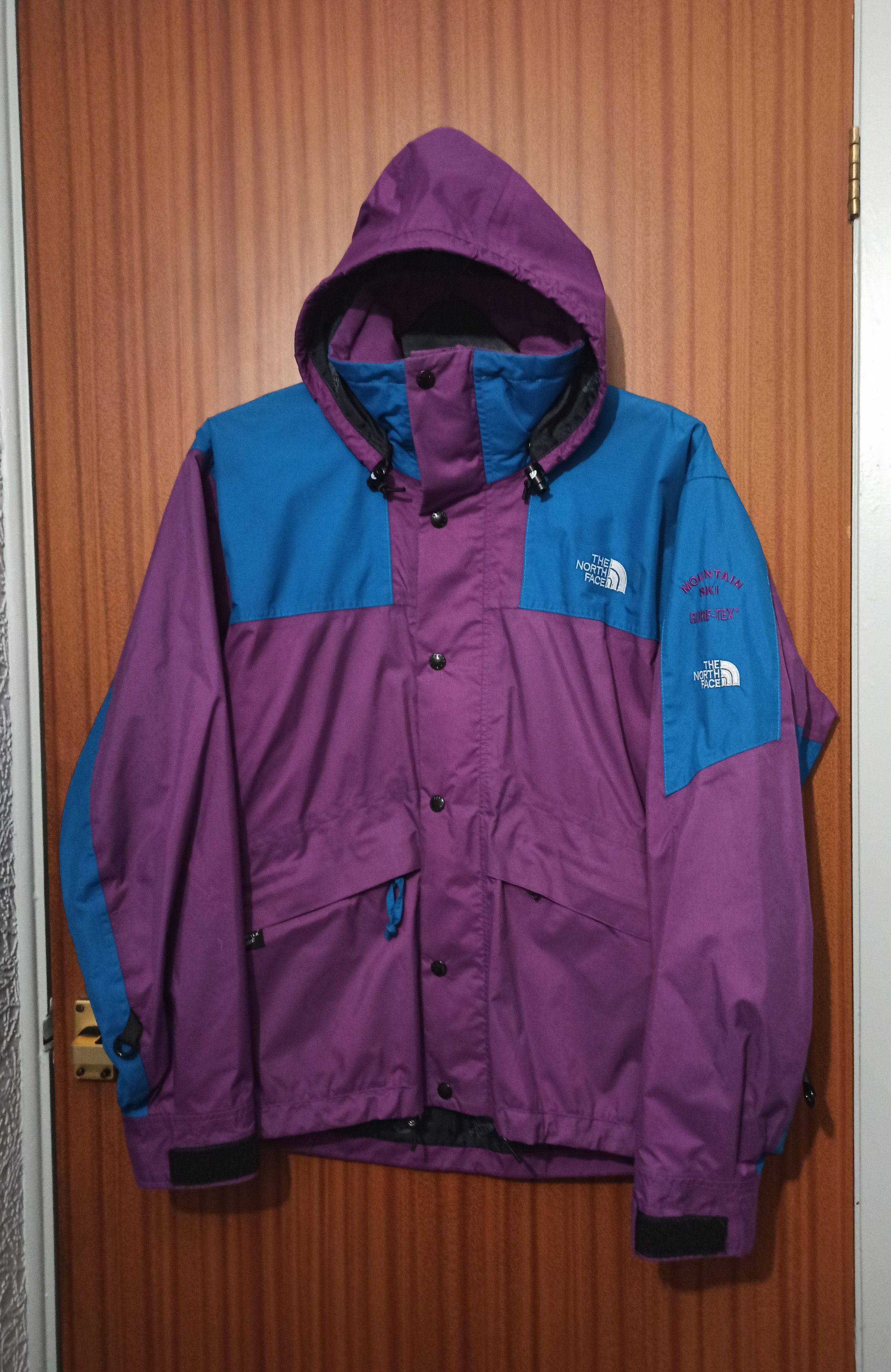 Mountain ski jacket 90s euro exclusive