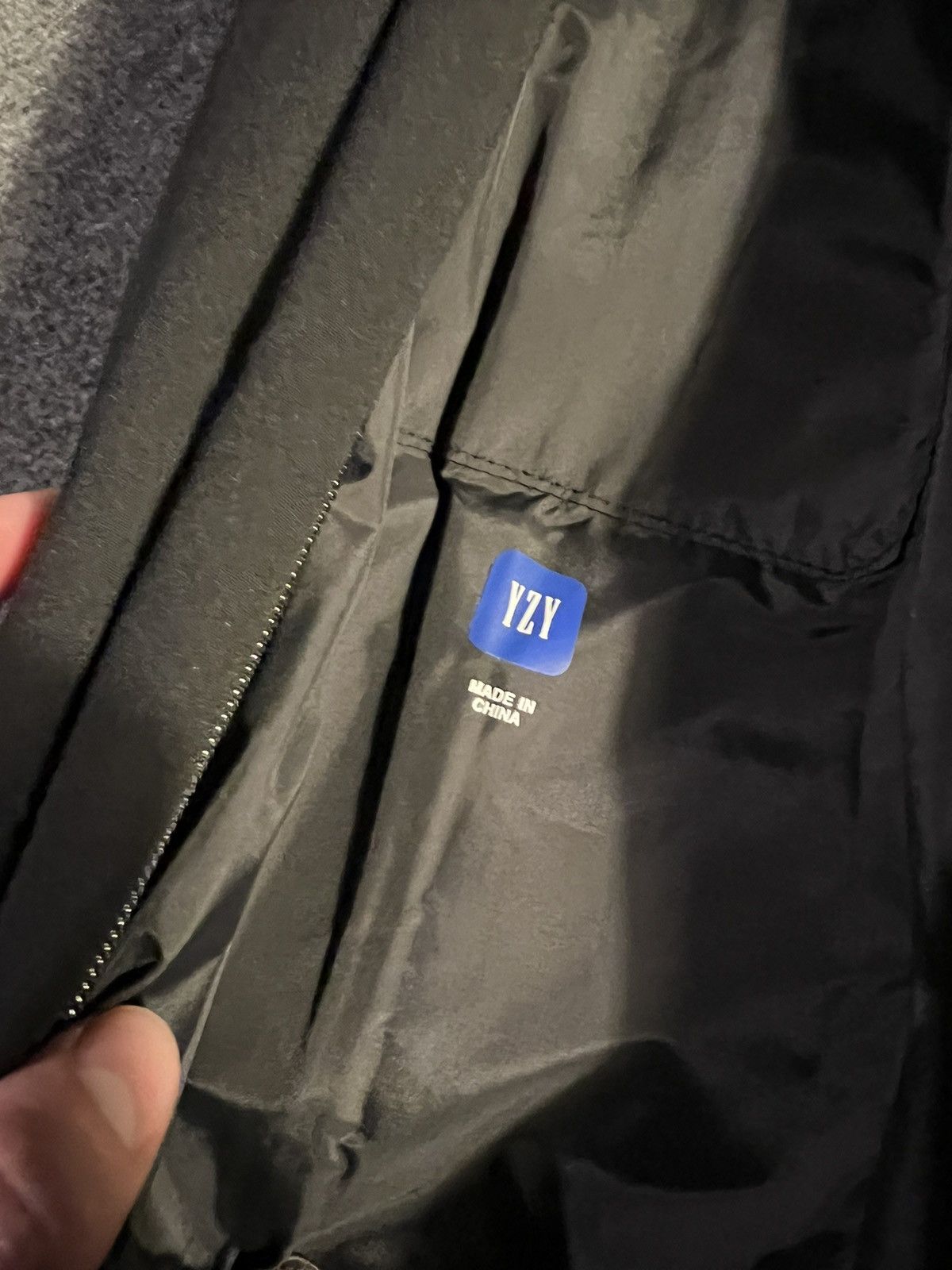 Gap × Kanye West NEW Balenciaga Yeezy Gap Snake Bag | Grailed