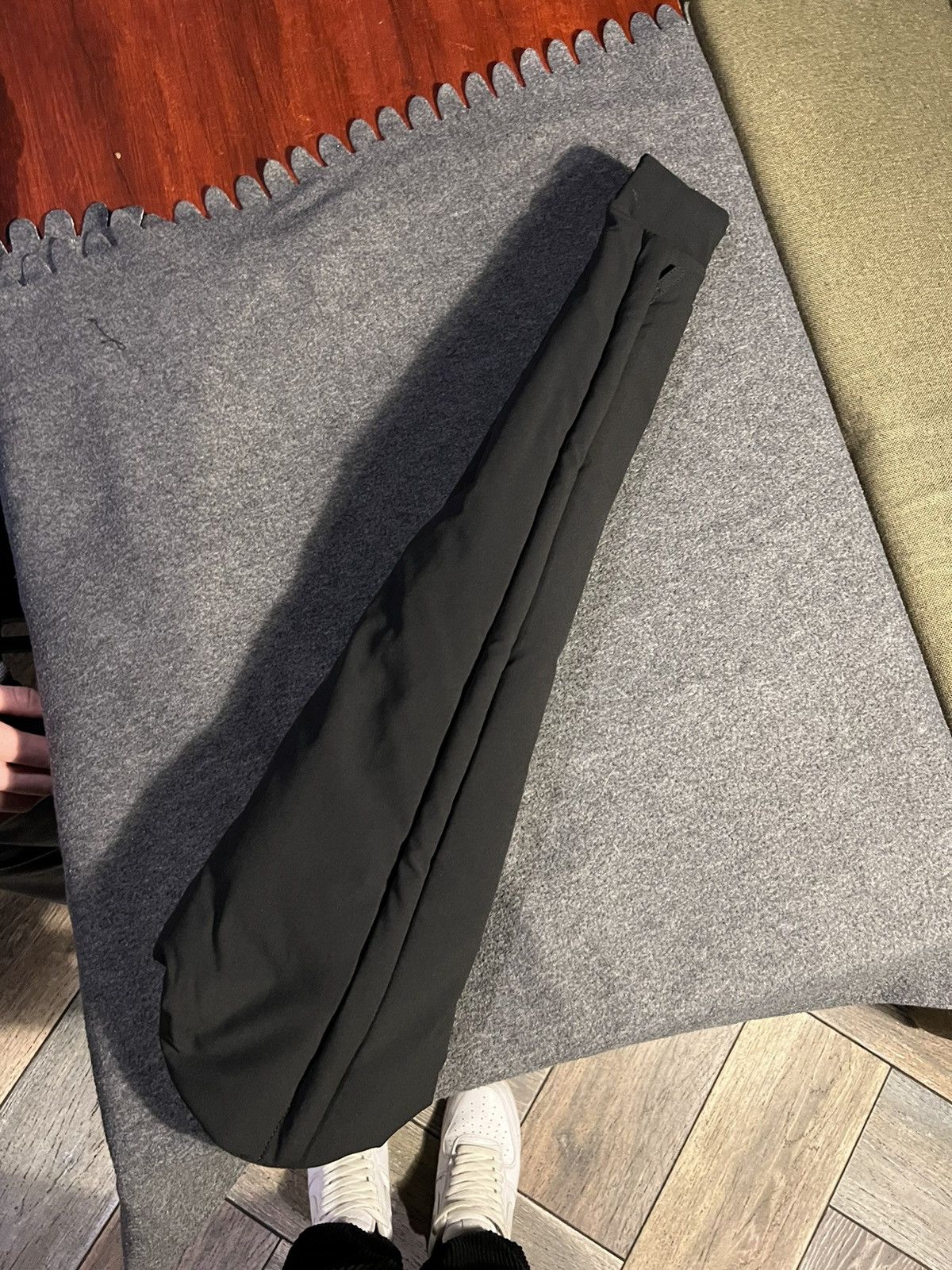 Gap NEW Balenciaga Yeezy Gap Snake Bag Size ONE SIZE - 6 Thumbnail