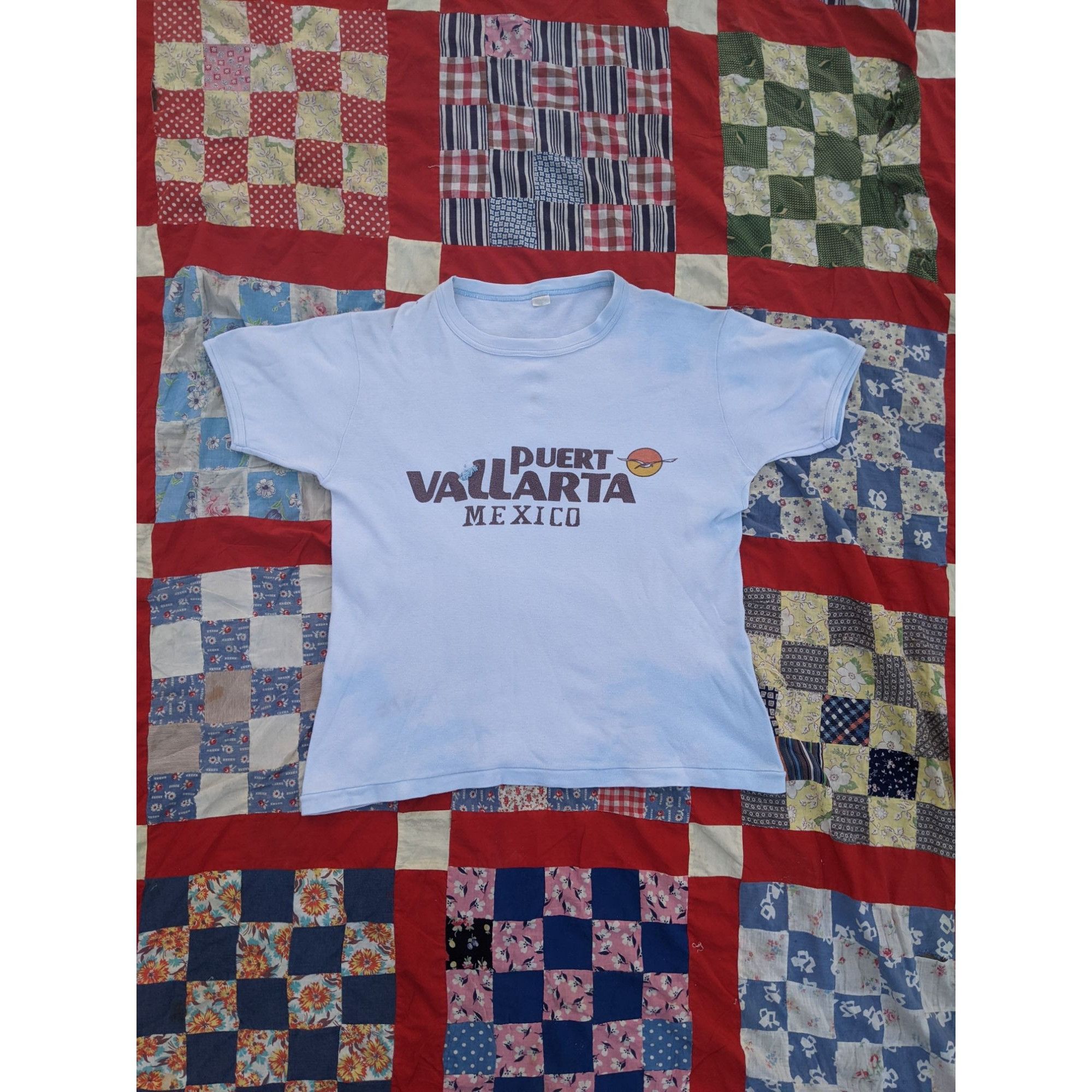 T-shirt Vintage Brodé Puerto Vallarta Mexico - Années 80/90 - Taille XL - Coupe Classique - Occasion Bon état
