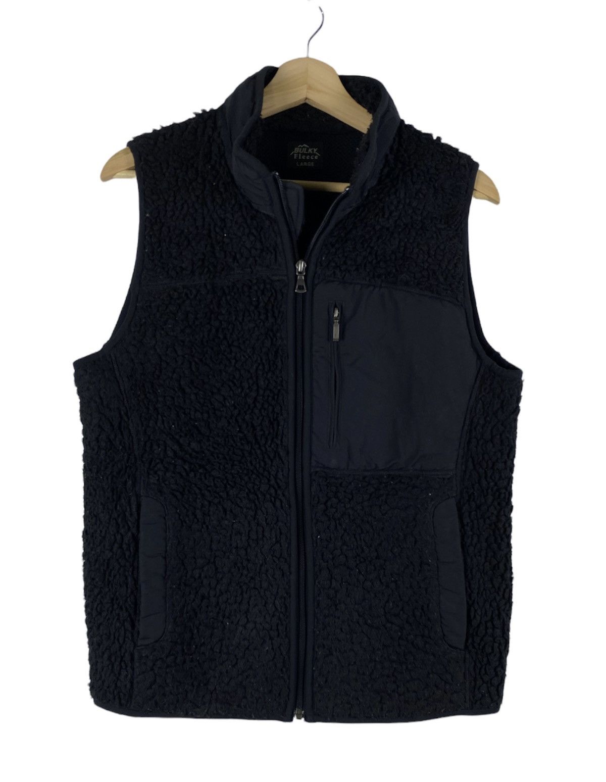 Japanese Brand GONE🔥 Vintage Uniqlo Bulky Fleece Sherpa Pocket Zip Up Vest Size US L / EU 52-54 / 3 - 1 Thumbnail
