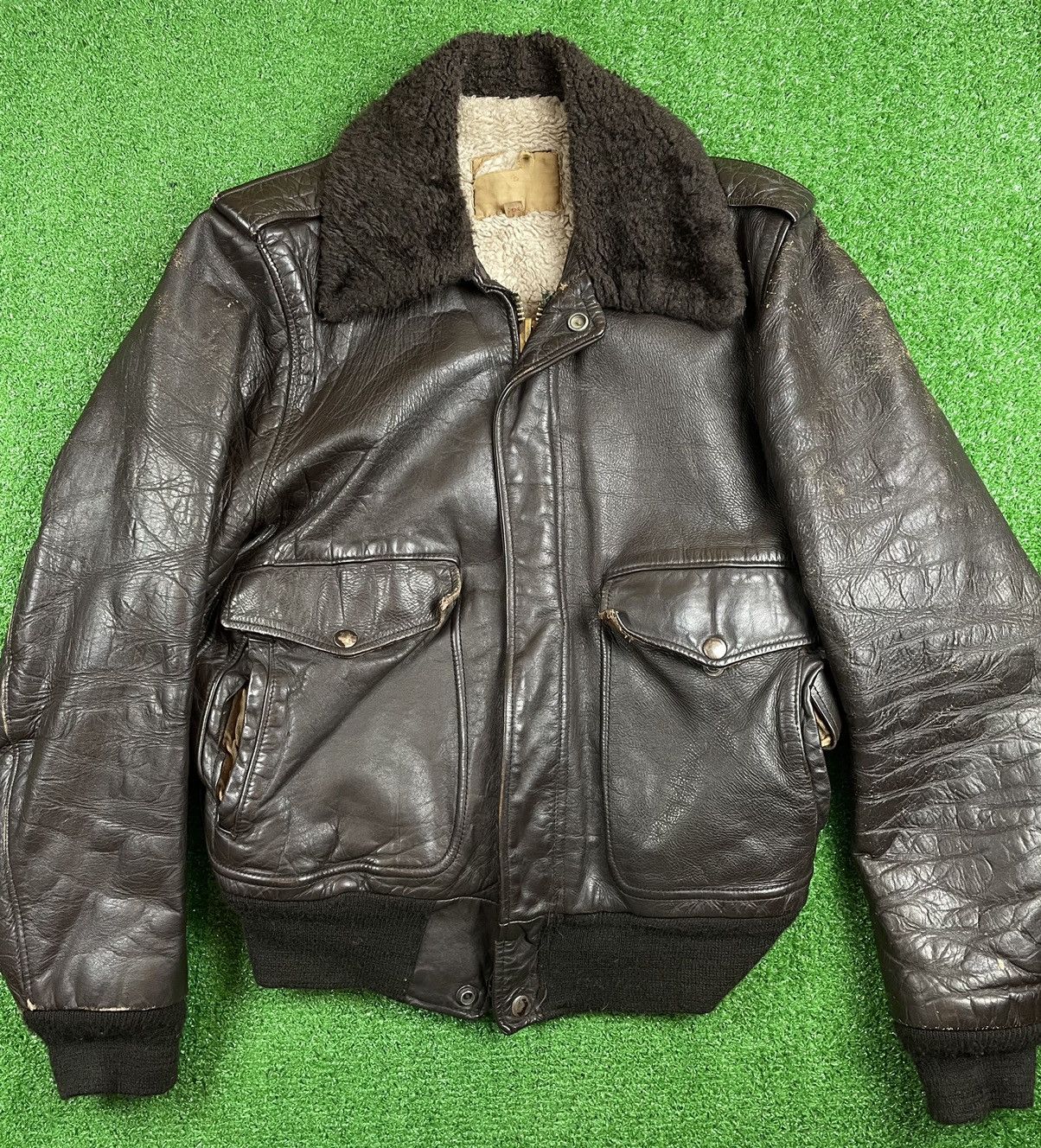 image of Made In USA x Schott Vintage 60S Schott Leather Flight Bomber Jacket Shearling in Brown (Size Mediu
