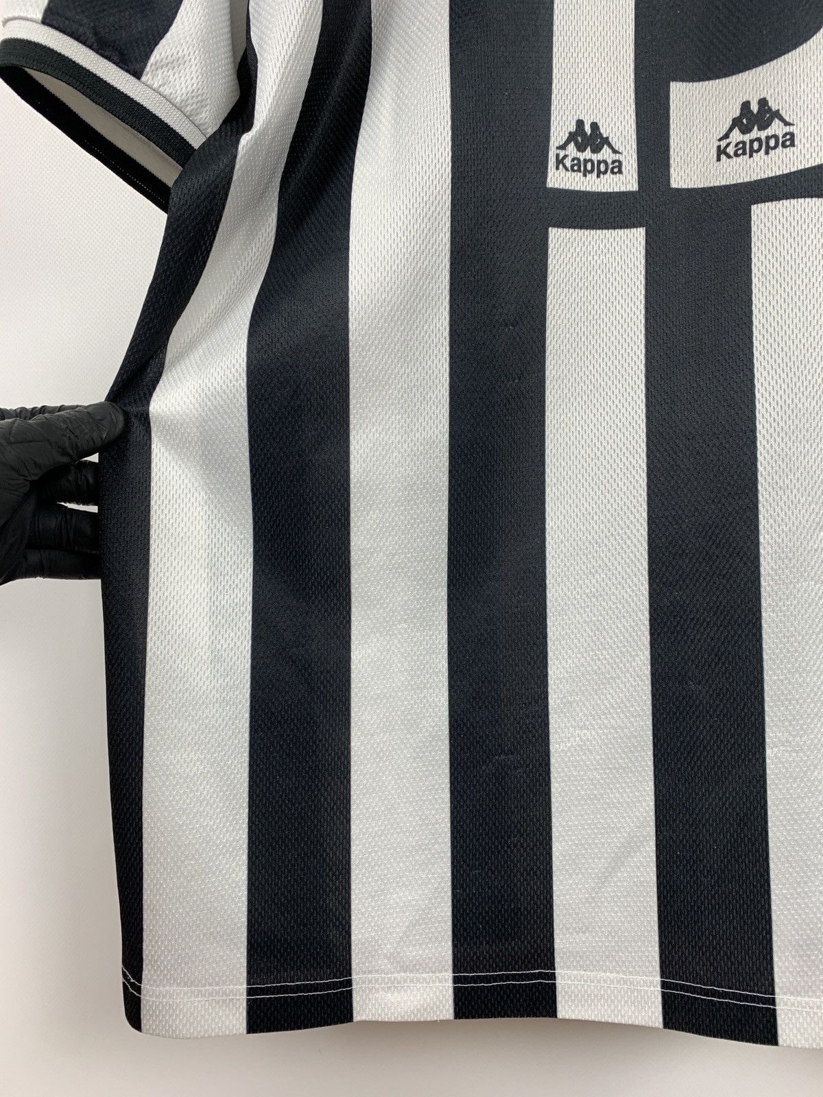 Kappa × Vintage 1995-96 Vintage Kappa Juventus Vieri #15 Home Soccer Jersey Size US XL / EU 56 / 4 - 22 Thumbnail