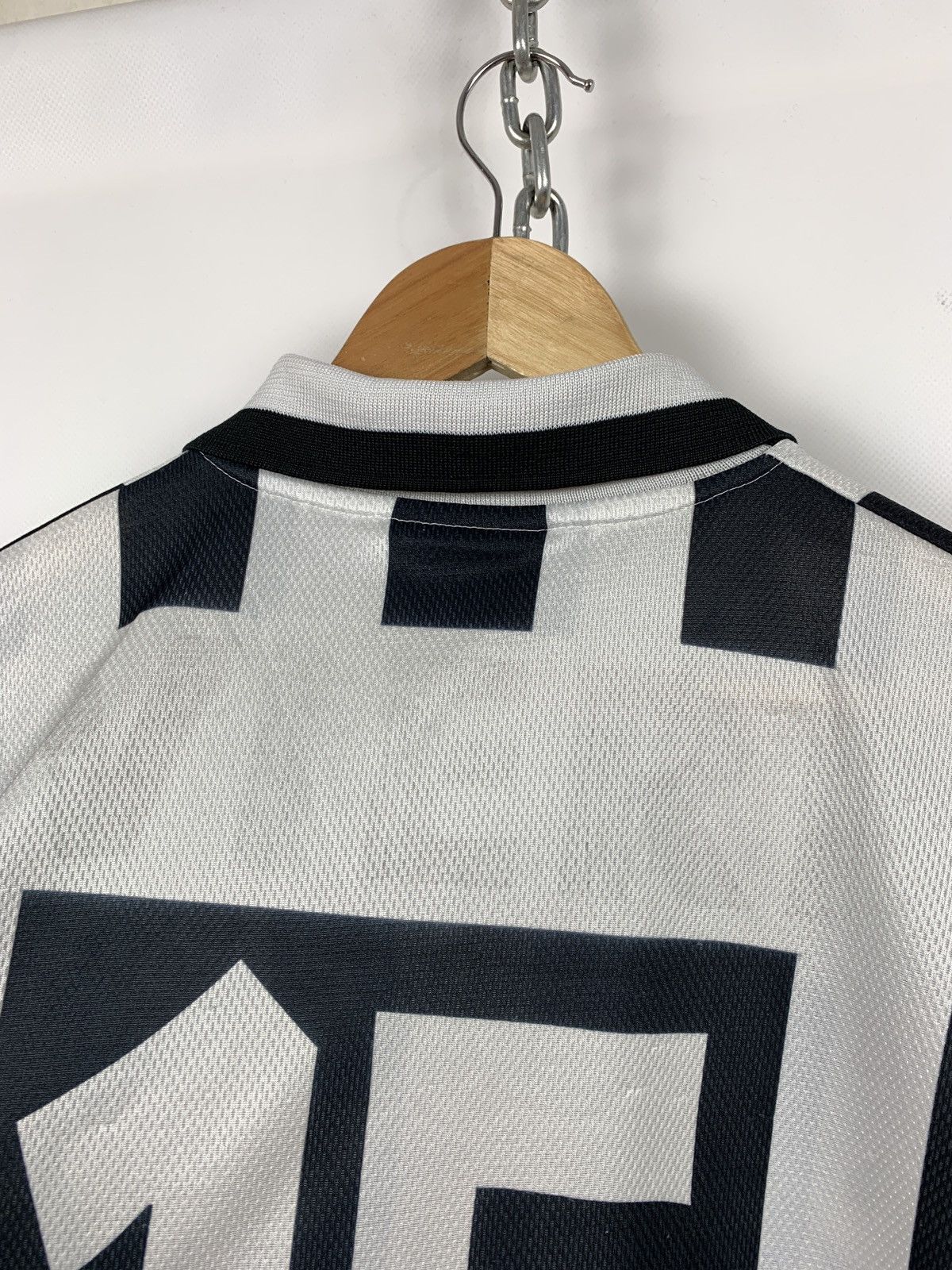 Kappa × Vintage 1995-96 Vintage Kappa Juventus Vieri #15 Home Soccer Jersey Size US XL / EU 56 / 4 - 16 Thumbnail