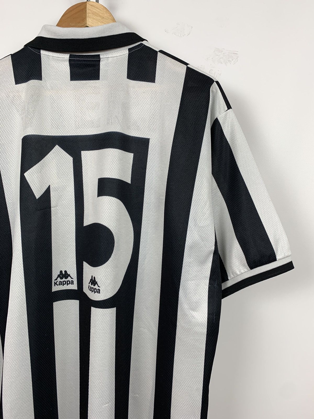 Kappa × Vintage 1995-96 Vintage Kappa Juventus Vieri #15 Home Soccer Jersey Size US XL / EU 56 / 4 - 13 Thumbnail