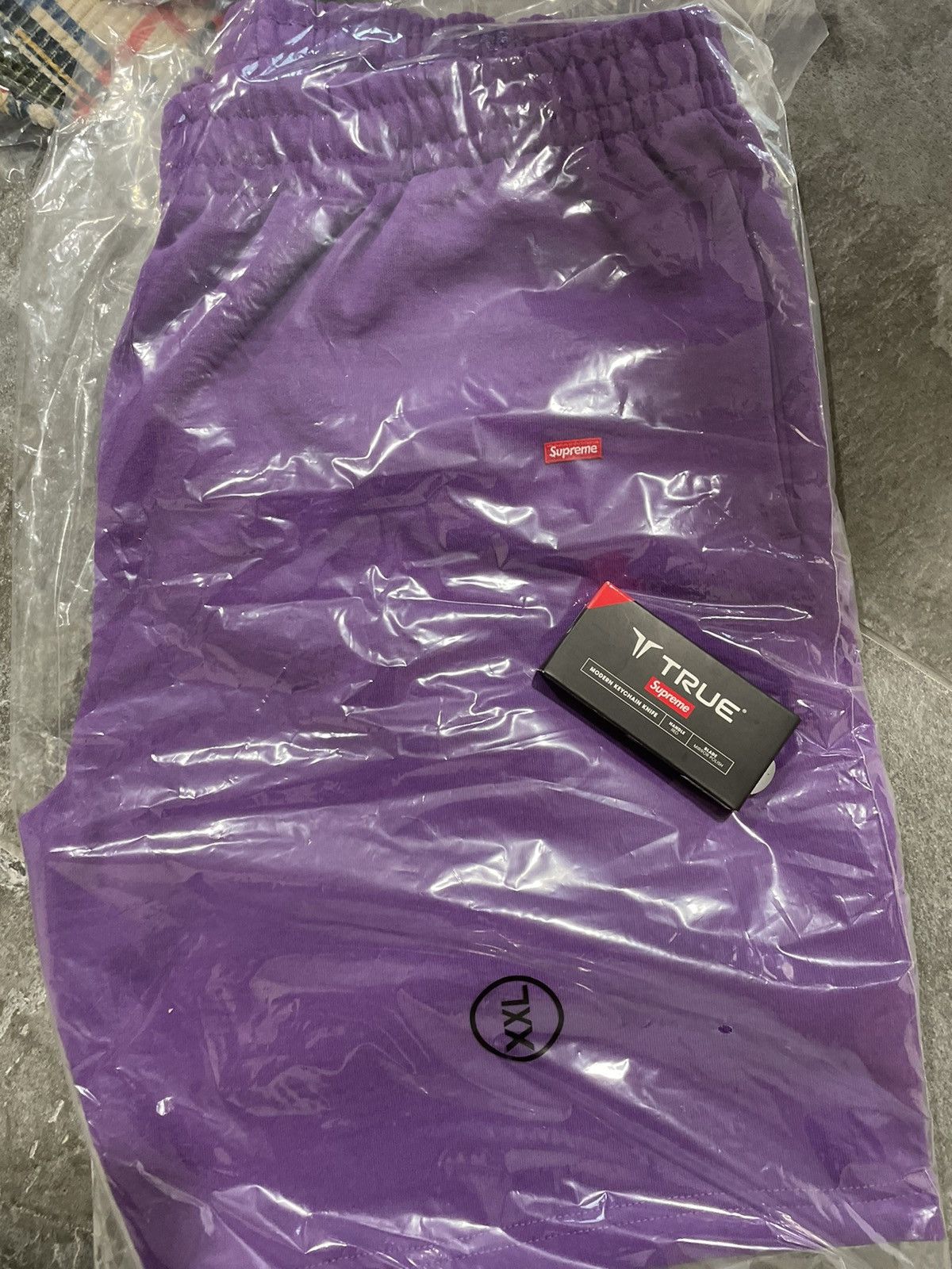Supreme Supreme SS22 Small Box Sweatshort in Purple - Size: XXL Size US 40 / EU 56 - 2 Thumbnail