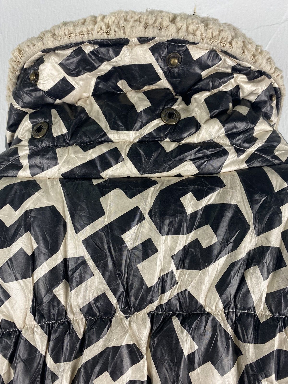 Japanese Brand STEAL 🔥 Patchwork Aces Fullprint Sherpa Vest By Xaja Size M / US 6-8 / IT 42-44 - 14 Thumbnail