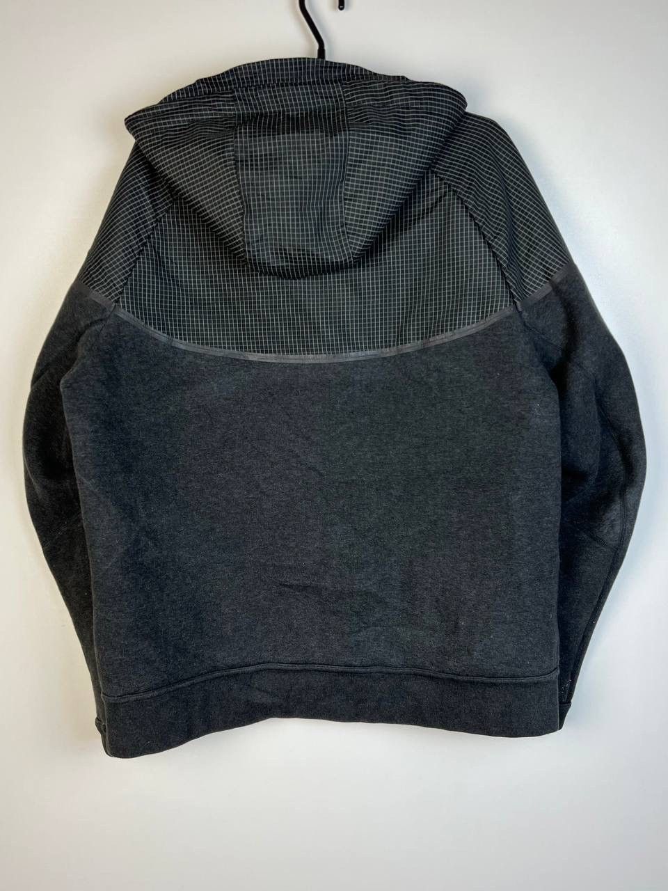 Vintage Nike tech Fleece reflective zip hoodie size Xl Size US XL / EU 56 / 4 - 5 Thumbnail