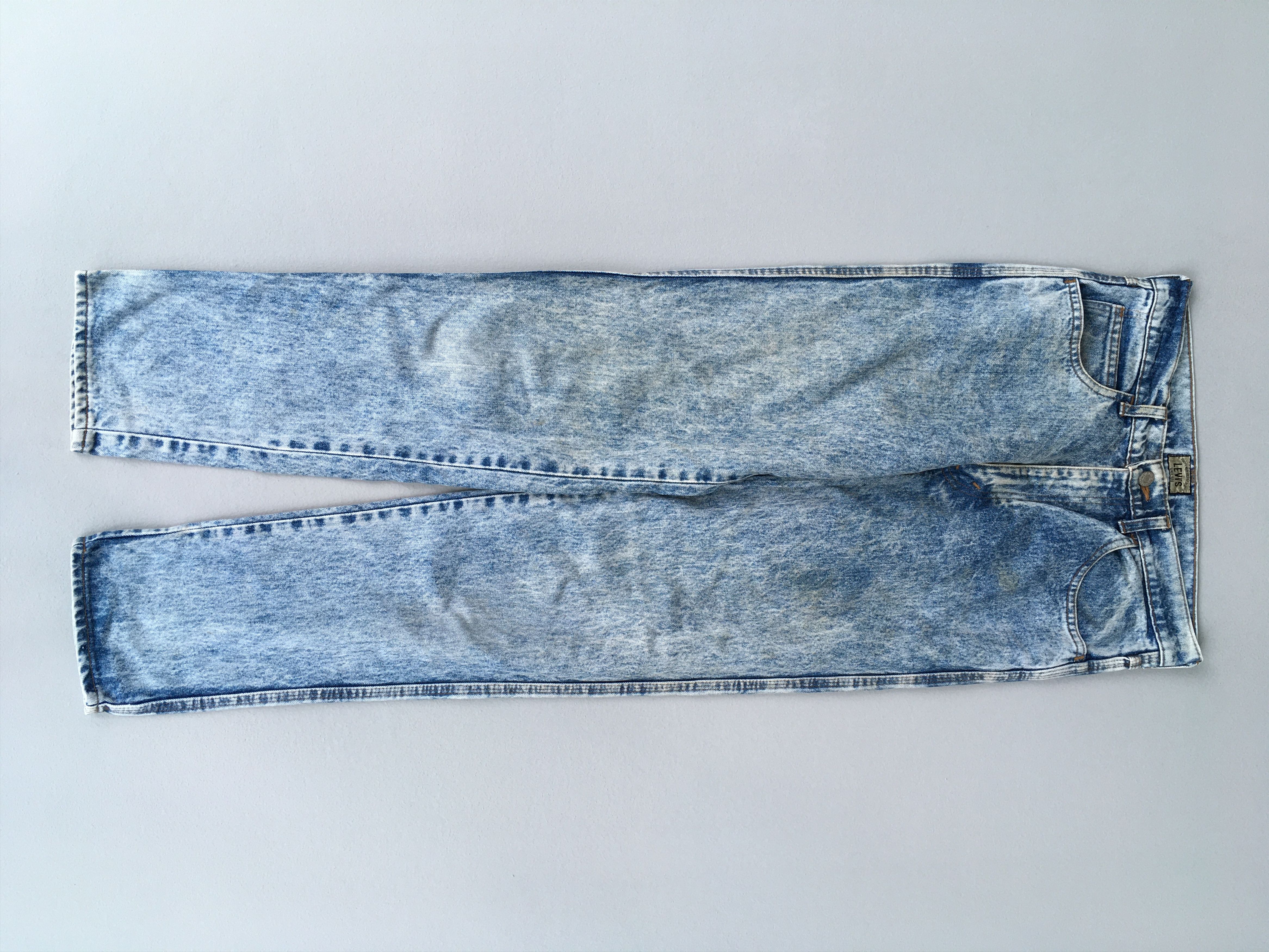 image of Size 30X31.5 Vintage 90's Levi's 636 Faded Blue Jeans in Blue Faded, Men's