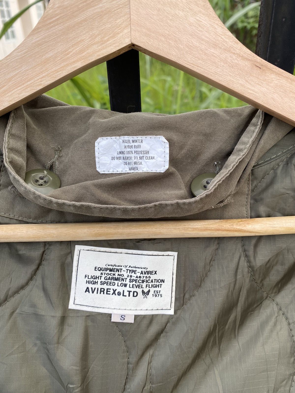 Avirex Vintage Avirex X earth music Military Fur Parka Long Jacket Size US S / EU 44-46 / 1 - 5 Thumbnail