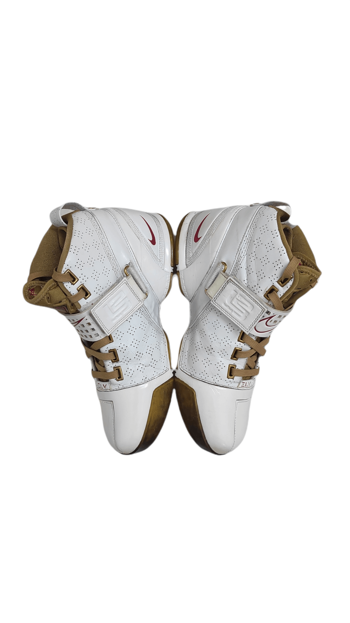 Nike Final drop! Nike Zoom LeBron V “Akron Vision” White/Gold Size US 9 / EU 42 - 7 Thumbnail