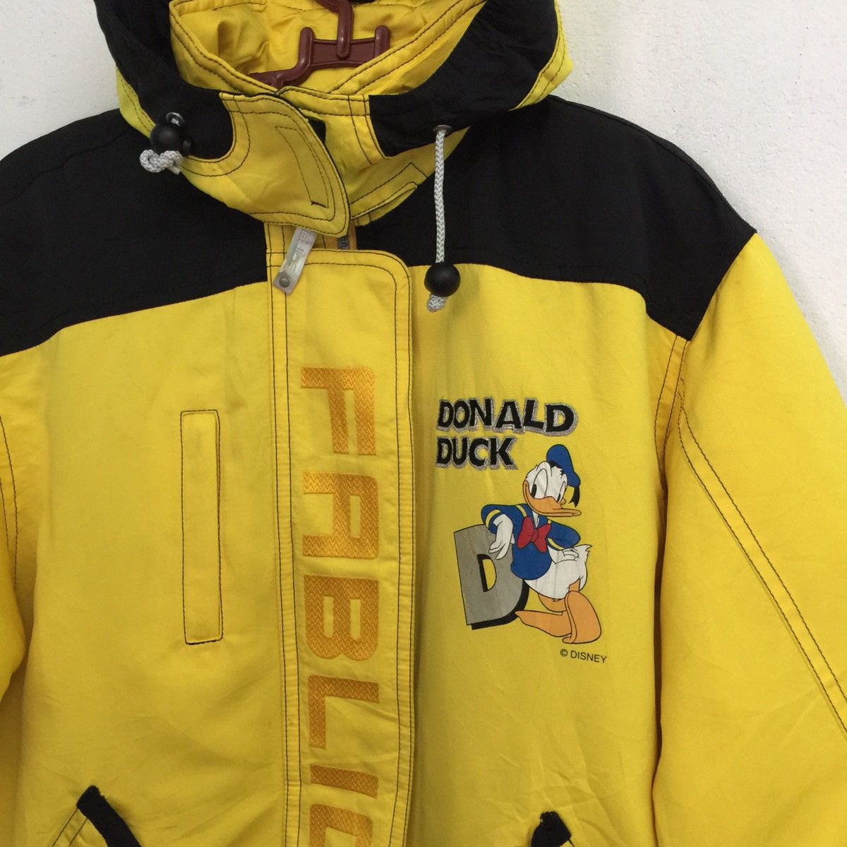 Thinsulate x disney donald duck jacket hoodie made in Japan - Main Image