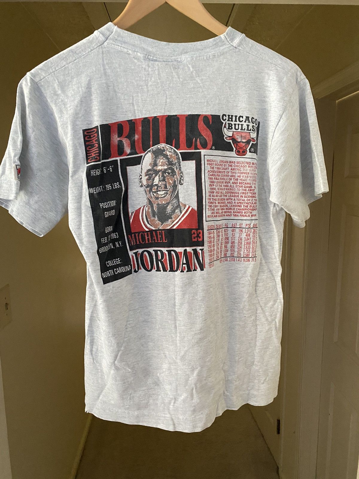 NBA × Nutmeg × Vintage Vintage Michael Jordan Chicago Bulls tee Size US S / EU 44-46 / 1 - 2 Thumbnail