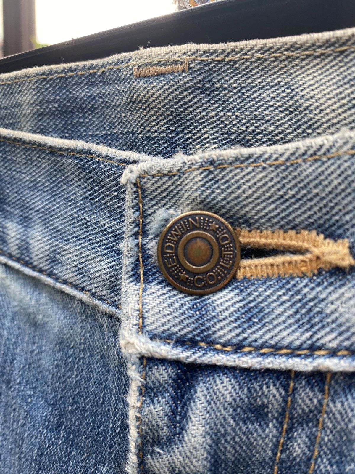 Edwin OFFER 🔥 Vintage Edwin 404 Distressed Blue Denim Jeans Size US 33 - 9 Thumbnail
