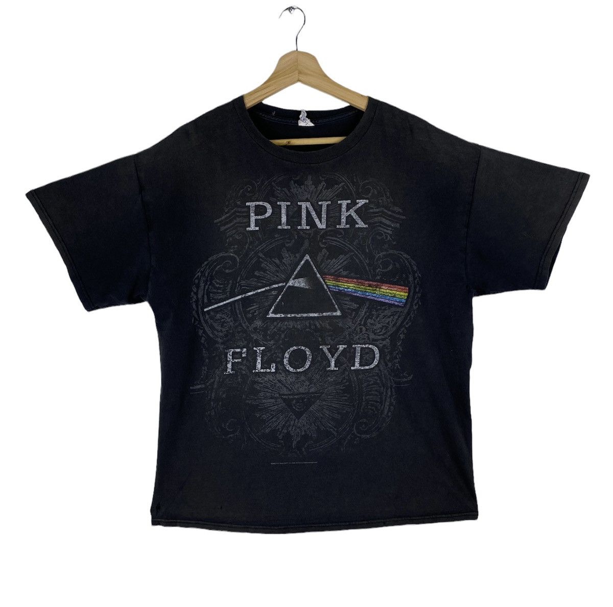 Band Tees Vintage Pink Floyd Thrashed Punk Rock Band Tee T Shirt Size US L / EU 52-54 / 3 - 1 Thumbnail