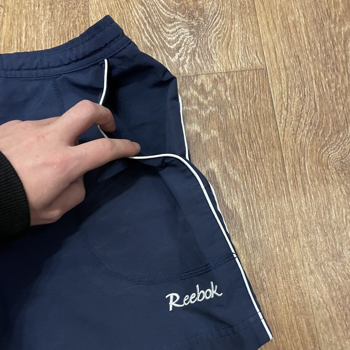 Reebok Vintage Reebok Shorts Logo Y2K Streetwear Size M Size US 32 / EU 48 - 4 Thumbnail