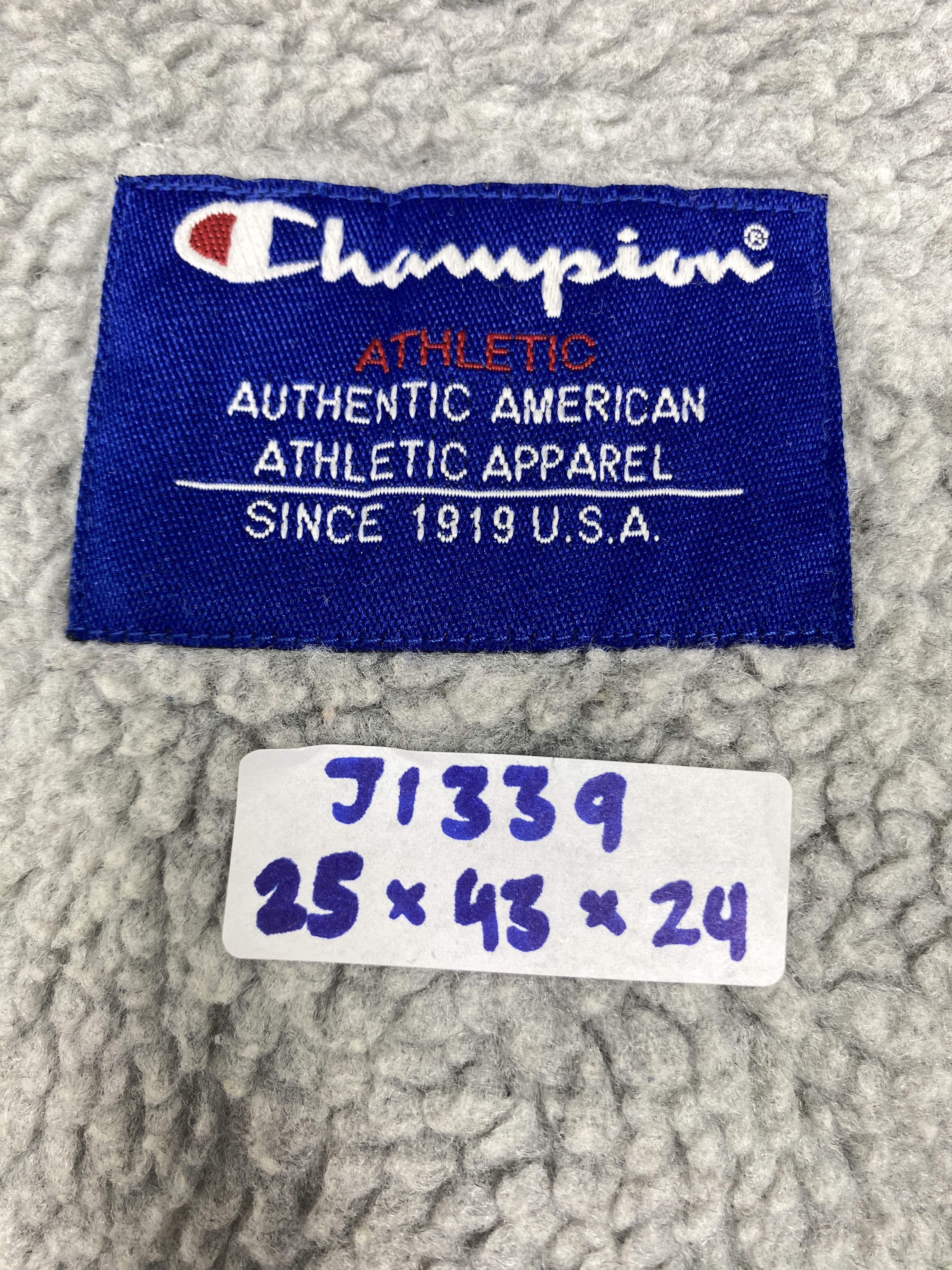 Champion Vintage Champion Hoodie Sherpa Lining Long Jacket J1339 Size US M / EU 48-50 / 2 - 14 Thumbnail