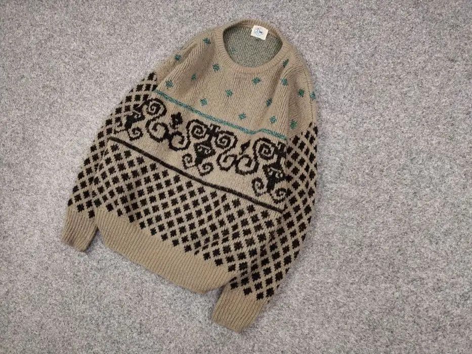 Japanese Brand Vintage 90's Japanese Mohair Beige Pattern Trend Sweater Size US M / EU 48-50 / 2 - 2 Thumbnail
