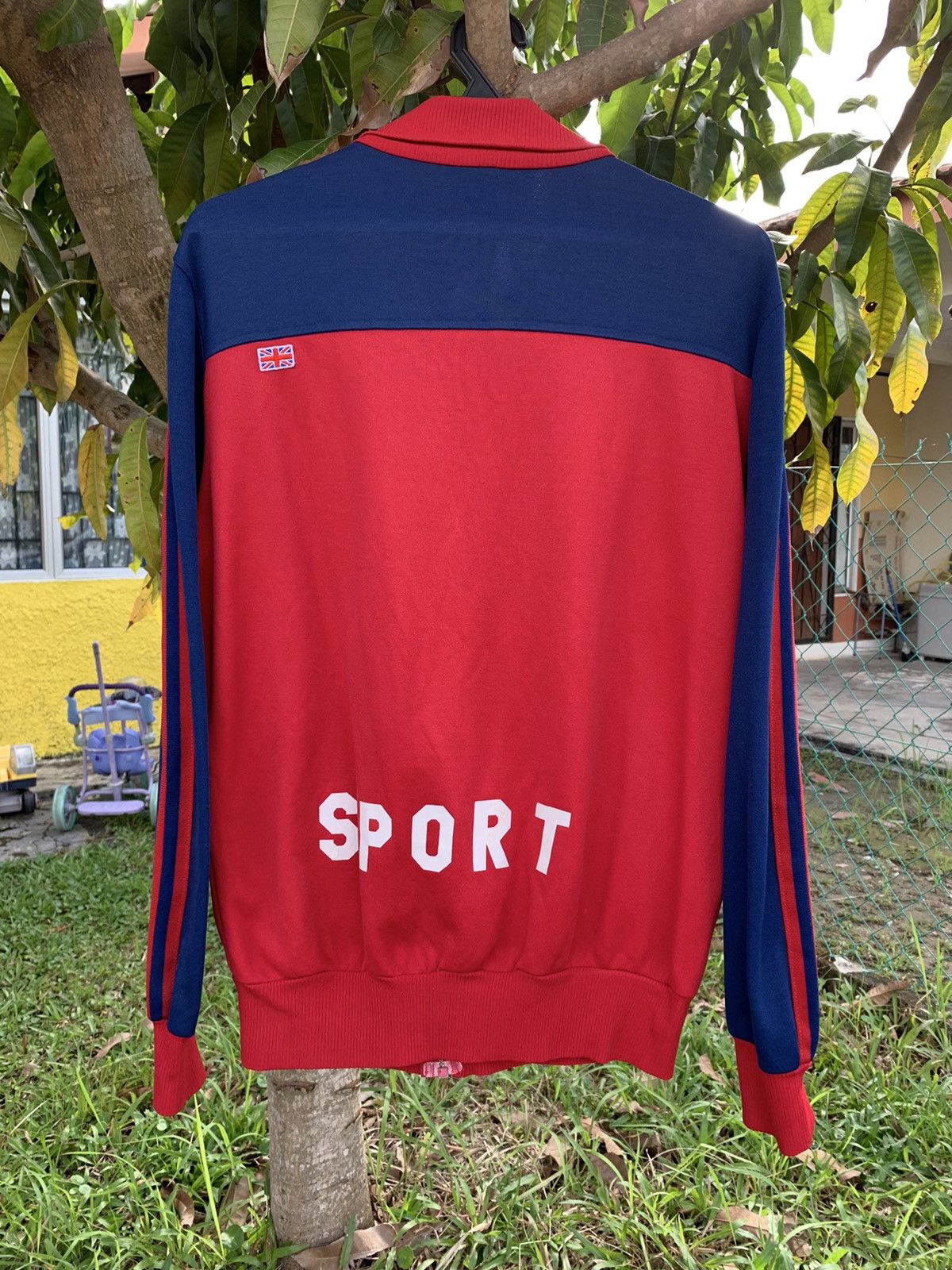 Adidas Adidas vintage sweater Size US M / EU 48-50 / 2 - 2 Thumbnail