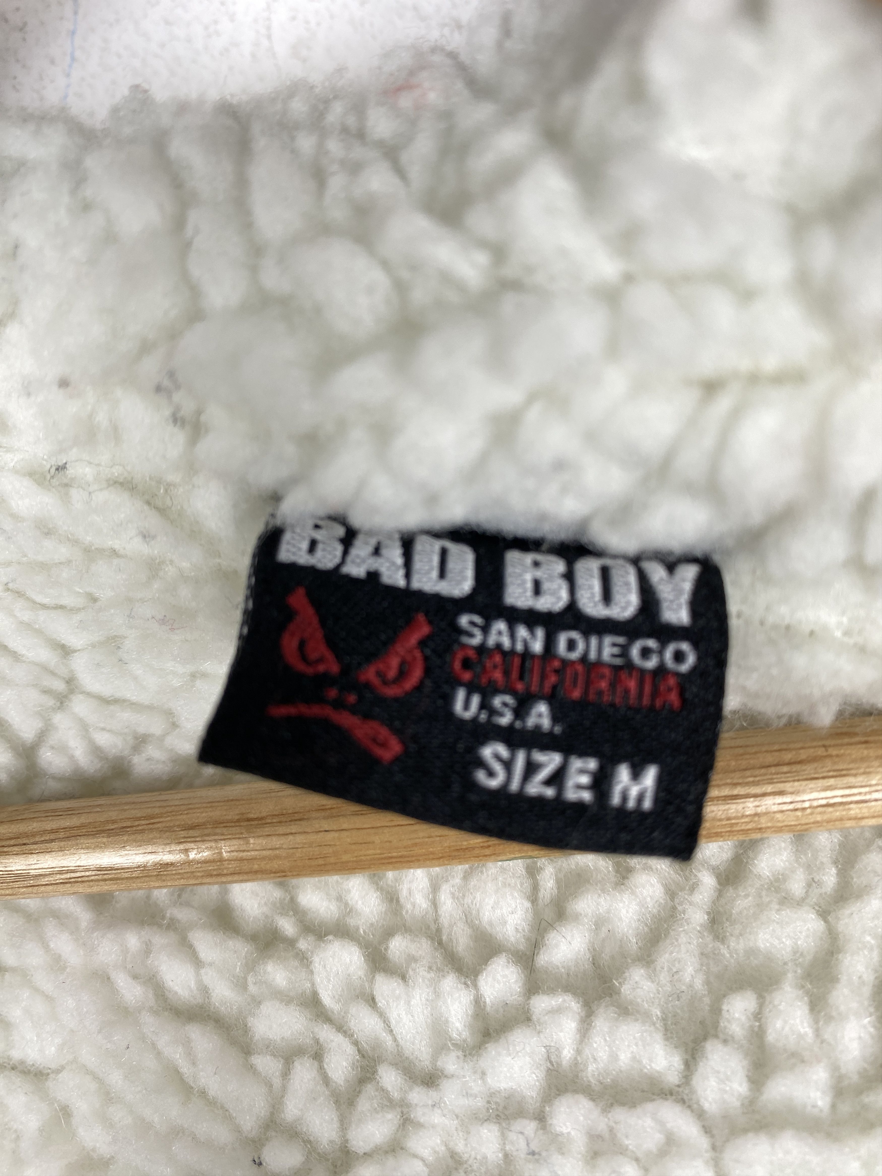 Vintage Vintage Bad Boy USA Big Logo Sherpa Lining Long Jacket J1191 Size US S / EU 44-46 / 1 - 16 Thumbnail