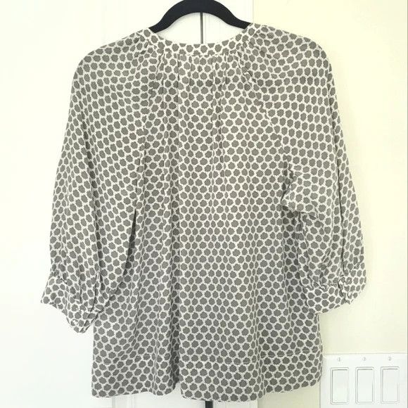 Joie Izzy Honeycomb Print Silk Blouse - Cloudburst/Porcelain Gift Size XS / US 0-2 / IT 36-38 - 4 Thumbnail