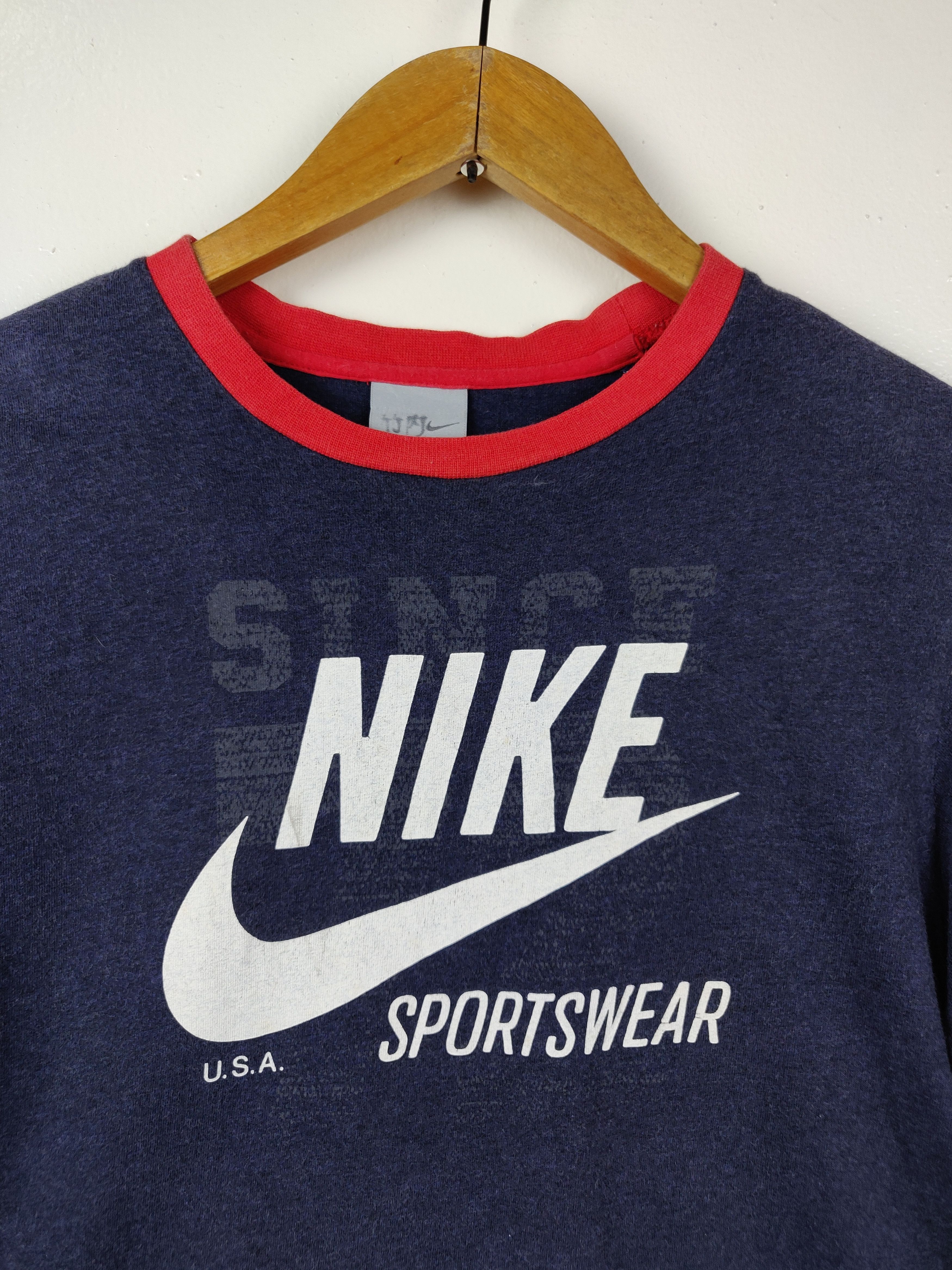 Nike Nike Sportwear Spell out Big Logo Shirt Size US M / EU 48-50 / 2 - 2 Thumbnail