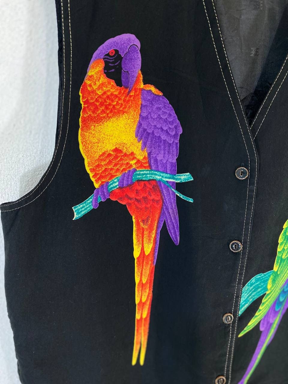 Japanese Brand Vintage Japanese Brands Parrot Vest nice design Size US M / EU 48-50 / 2 - 3 Thumbnail