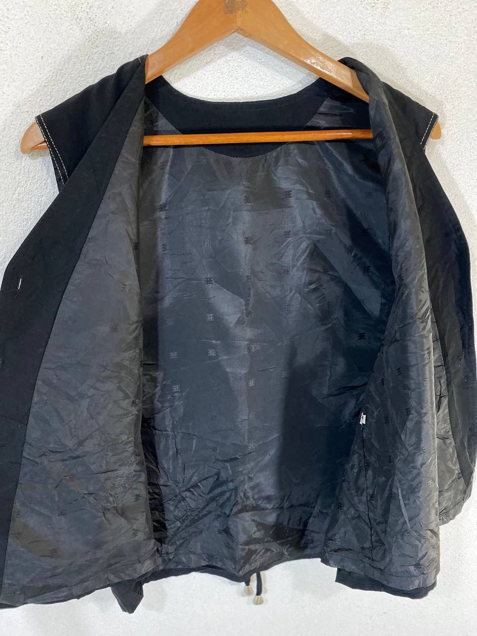 Japanese Brand Vintage Japanese Brands Parrot Vest nice design Size US M / EU 48-50 / 2 - 8 Thumbnail