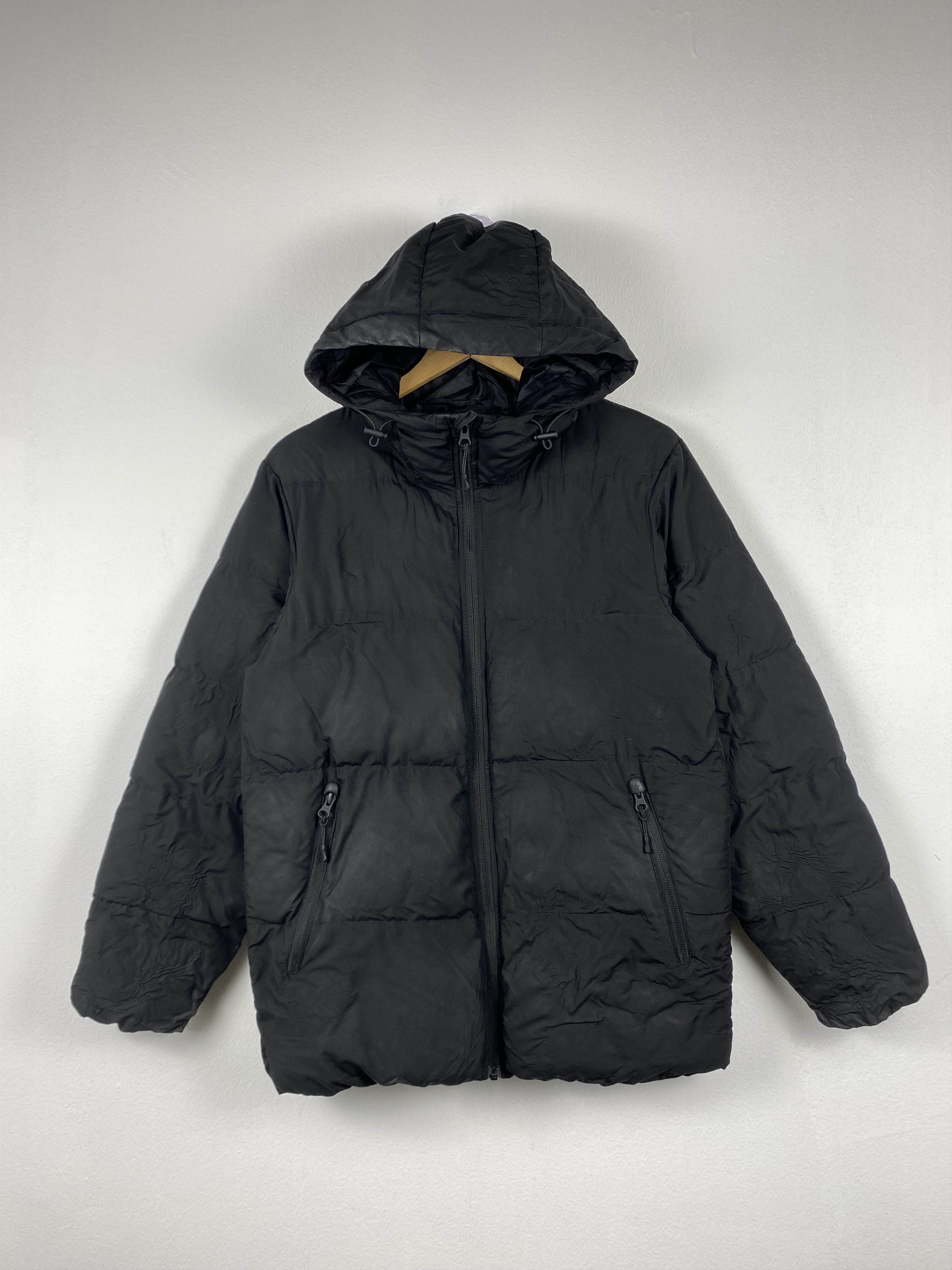 image of Gu Puffer Hoodie Zip Up Jacket in Black, Men's (Size Small)