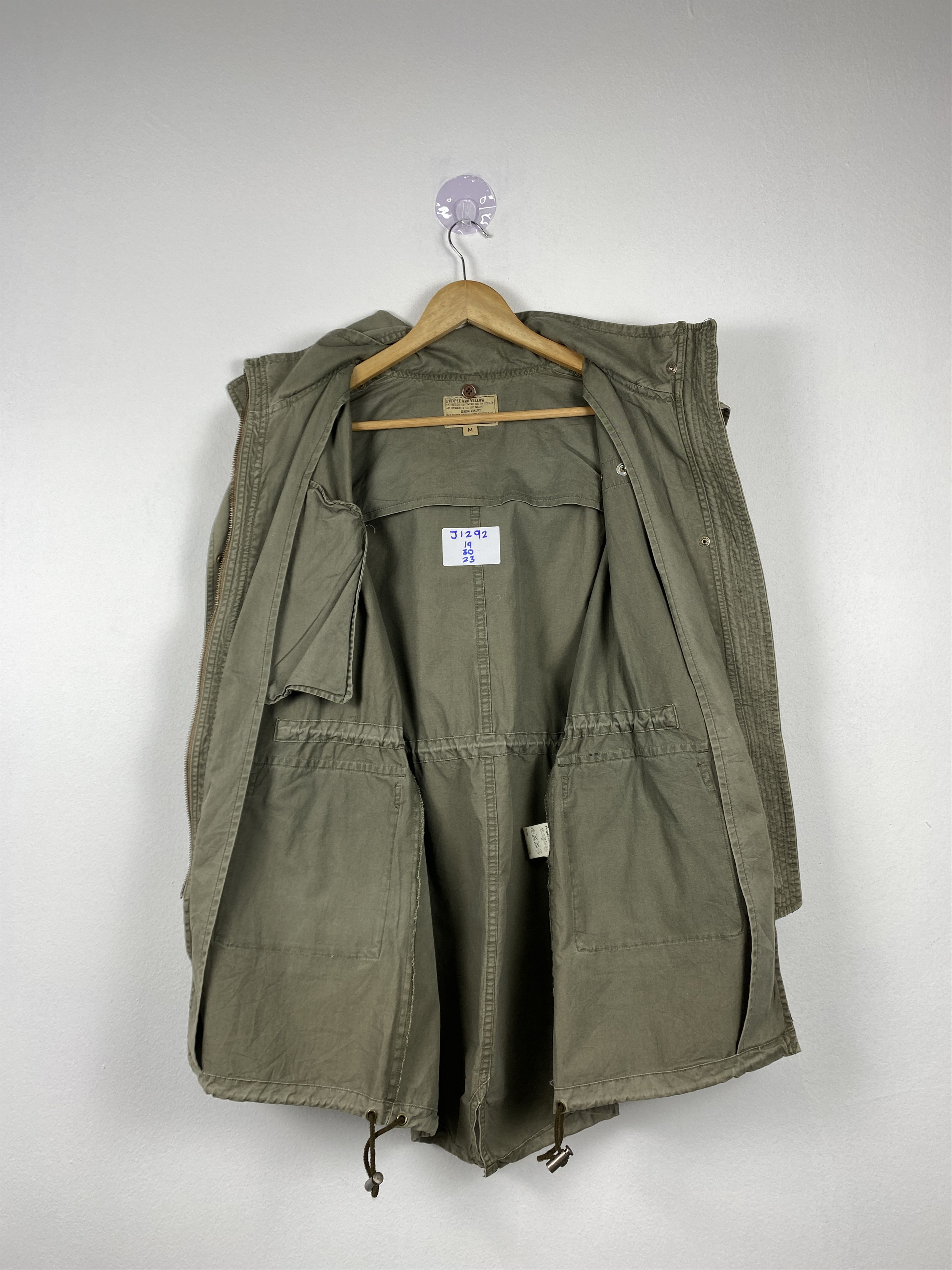 Japanese Brand Vintage Purple And Yellow Hoodie Zip Up Parkas Jacket J1292 Size US S / EU 44-46 / 1 - 10 Thumbnail