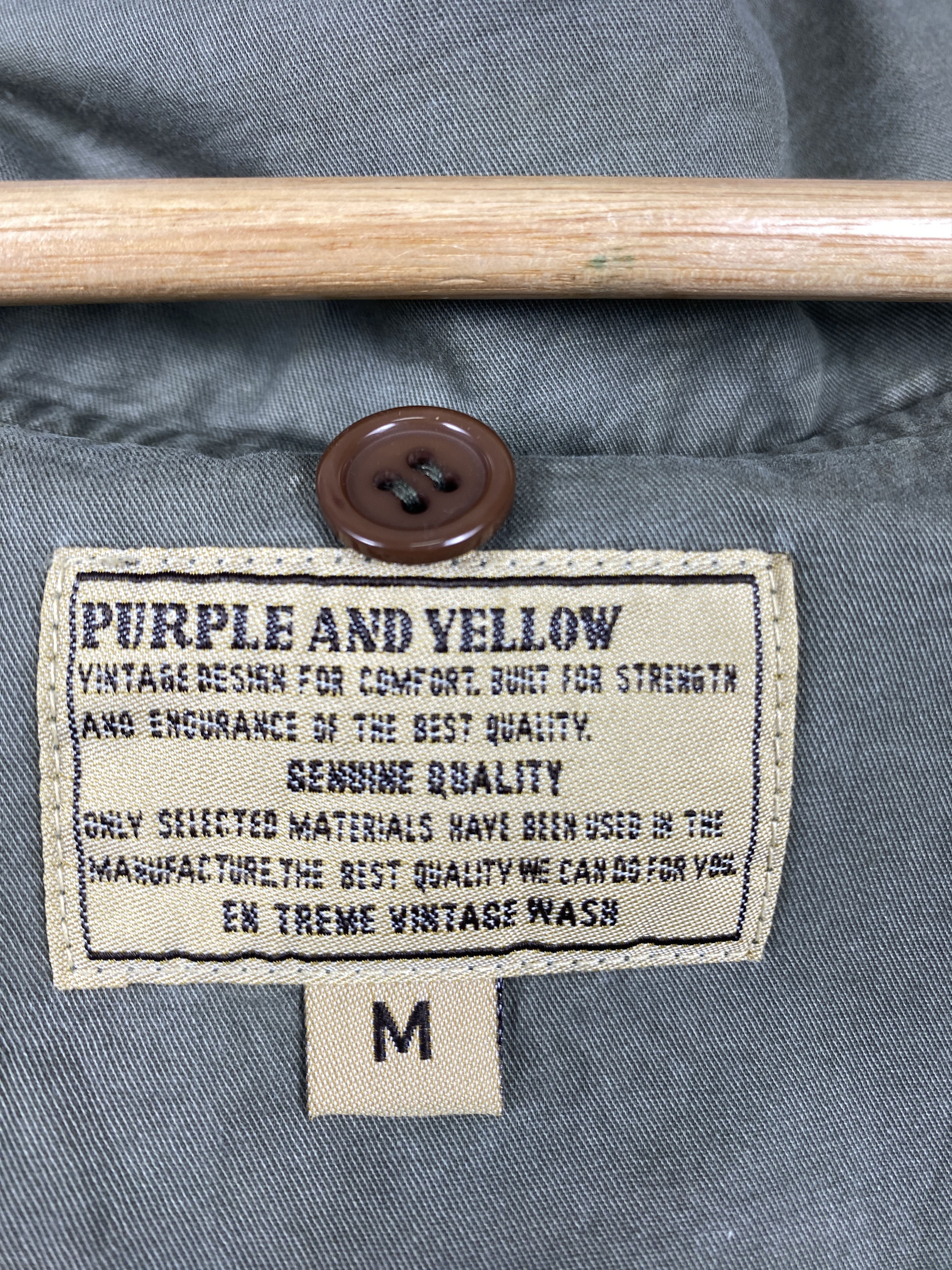 Japanese Brand Vintage Purple And Yellow Hoodie Zip Up Parkas Jacket J1292 Size US S / EU 44-46 / 1 - 13 Thumbnail