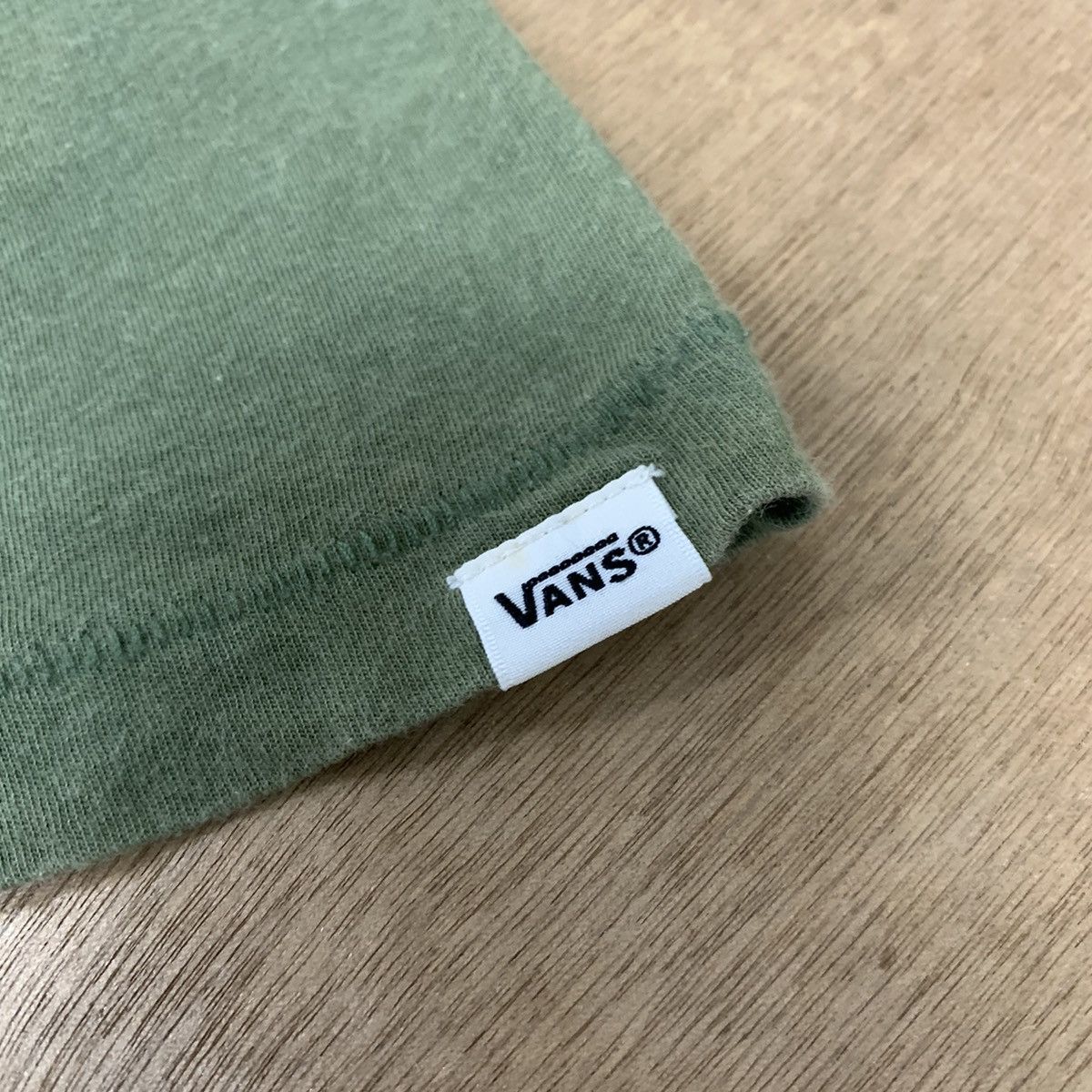 Japanese Brand × Vans Vintag VANS OFF THE WALL Skate Streetwear Single Stitch Tee Size US M / EU 48-50 / 2 - 12 Thumbnail