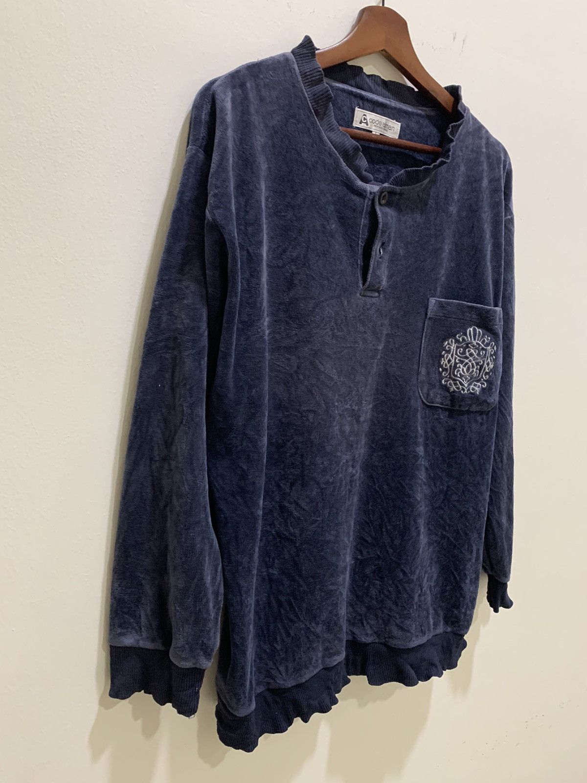 Designer × Velvet CODE ALMAN Vintage 90s Embroidery BigLogo Velvet Sweatshirt Size US L / EU 52-54 / 3 - 5 Thumbnail