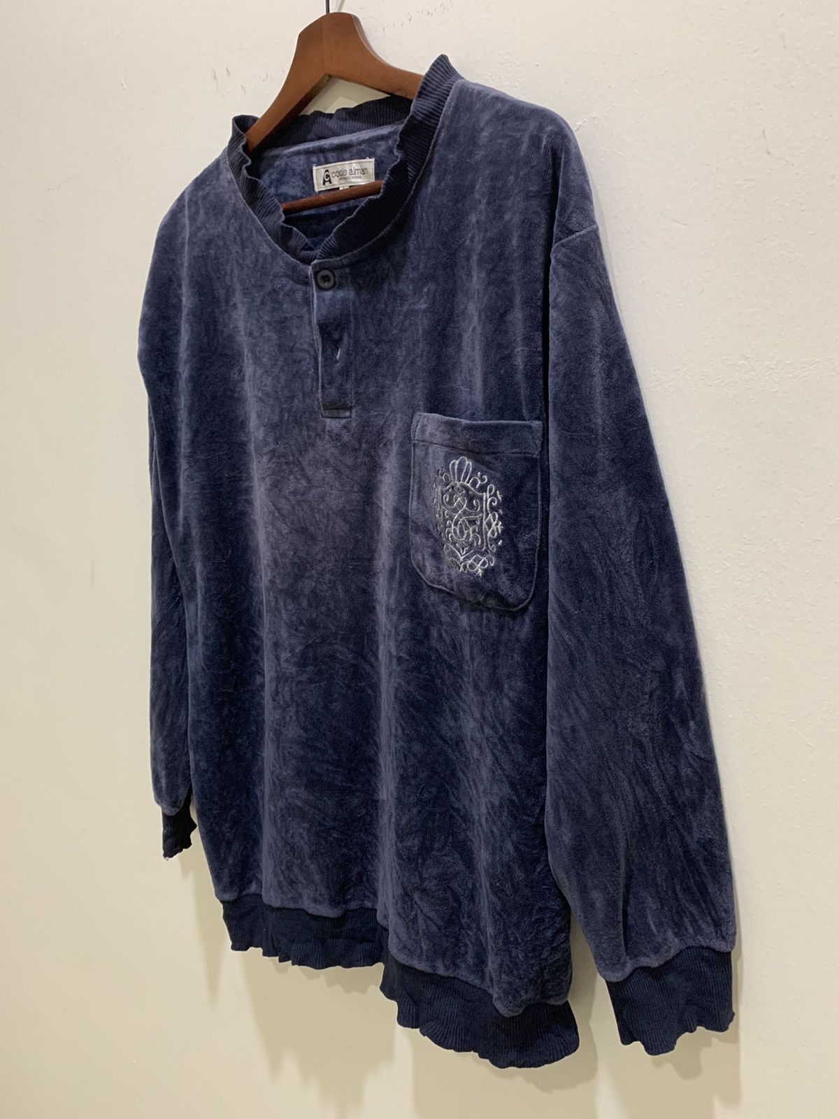 Designer × Velvet CODE ALMAN Vintage 90s Embroidery BigLogo Velvet Sweatshirt Size US L / EU 52-54 / 3 - 6 Thumbnail