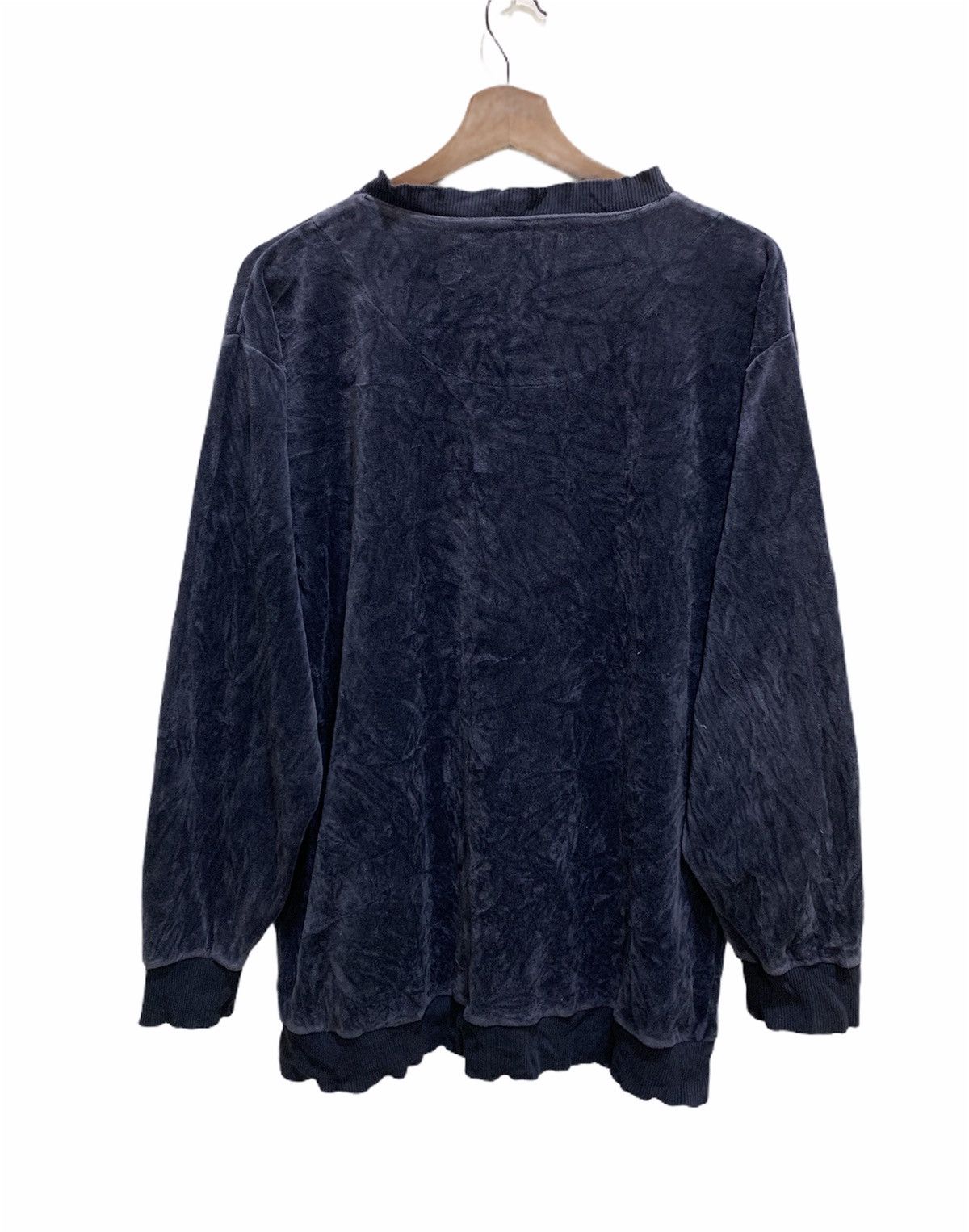 Designer × Velvet CODE ALMAN Vintage 90s Embroidery BigLogo Velvet Sweatshirt Size US L / EU 52-54 / 3 - 2 Thumbnail