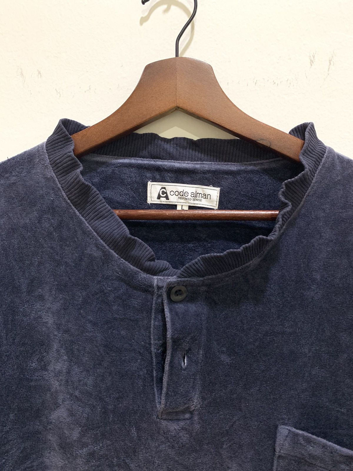 Designer × Velvet CODE ALMAN Vintage 90s Embroidery BigLogo Velvet Sweatshirt Size US L / EU 52-54 / 3 - 13 Thumbnail