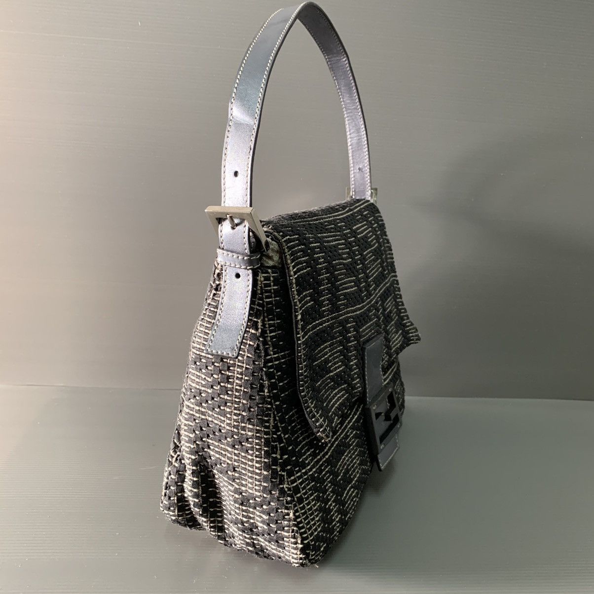 Fendi Fendi Mama Zucca Shoulder Handbag Size ONE SIZE - 7 Thumbnail