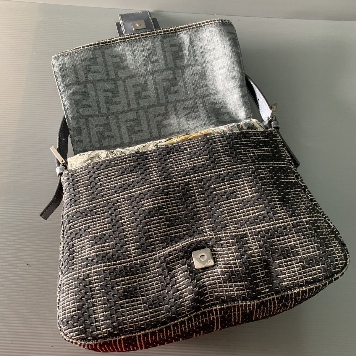 Fendi Fendi Mama Zucca Shoulder Handbag Size ONE SIZE - 13 Thumbnail