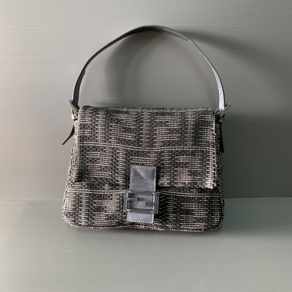 Fendi Fendi Mama Zucca Shoulder Handbag Size ONE SIZE - 1 Thumbnail