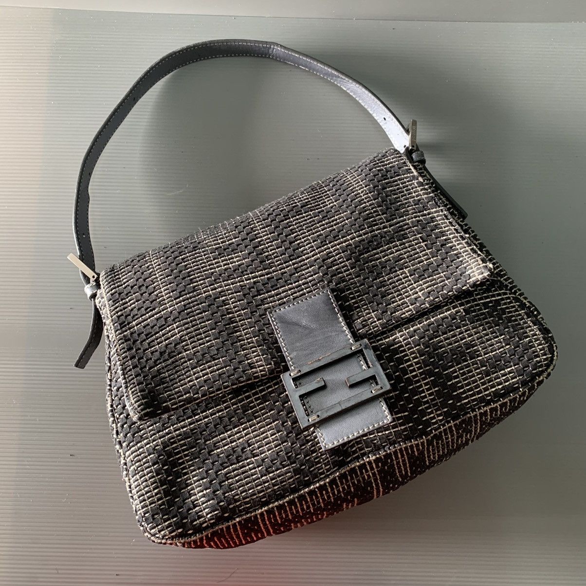 Fendi Fendi Mama Zucca Shoulder Handbag Size ONE SIZE - 2 Thumbnail