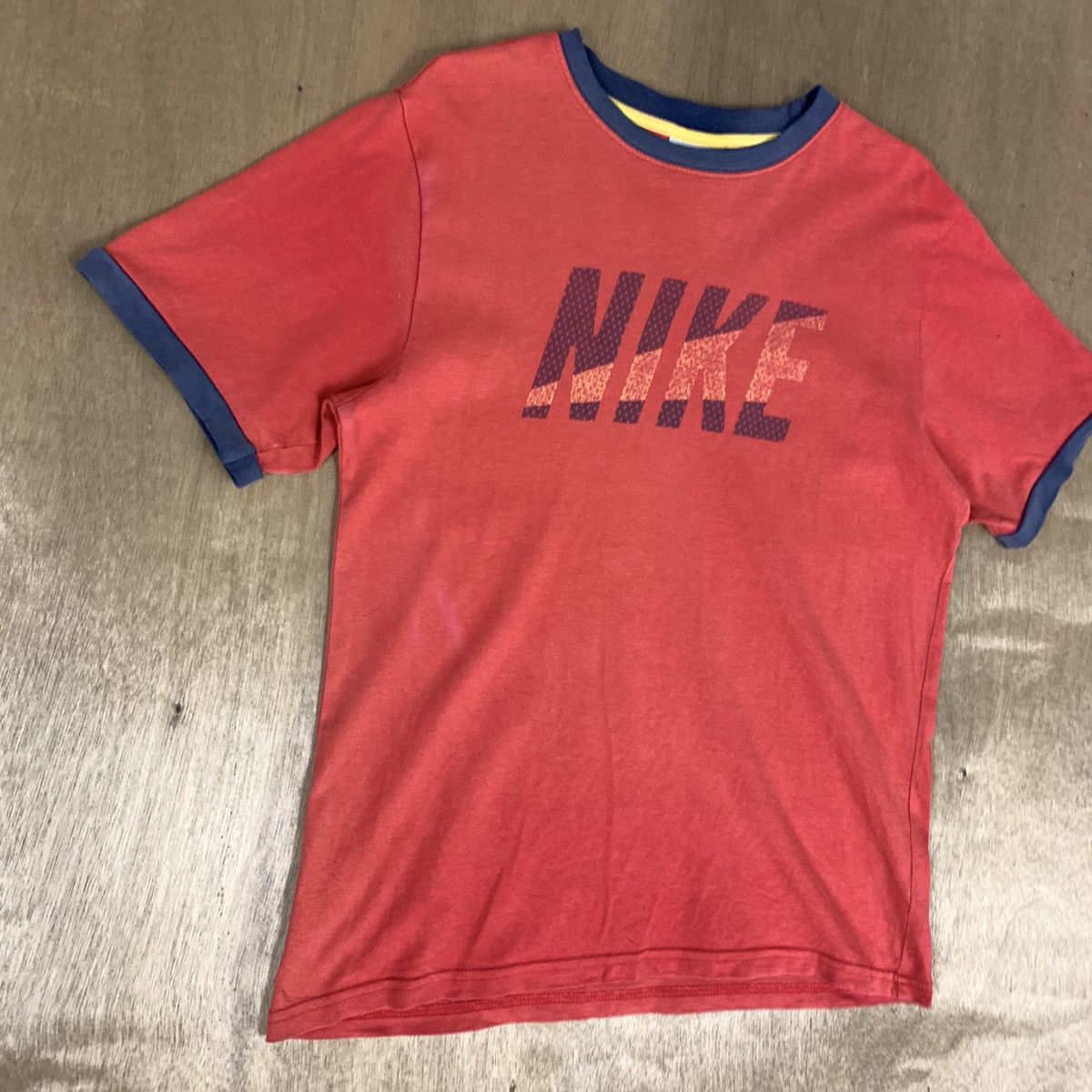 American Stitch × Nike × Sports Specialties NIKE Ringer Swoosh Center Big Logo Graphic Sportwear Tshirt Size US S / EU 44-46 / 1 - 5 Thumbnail