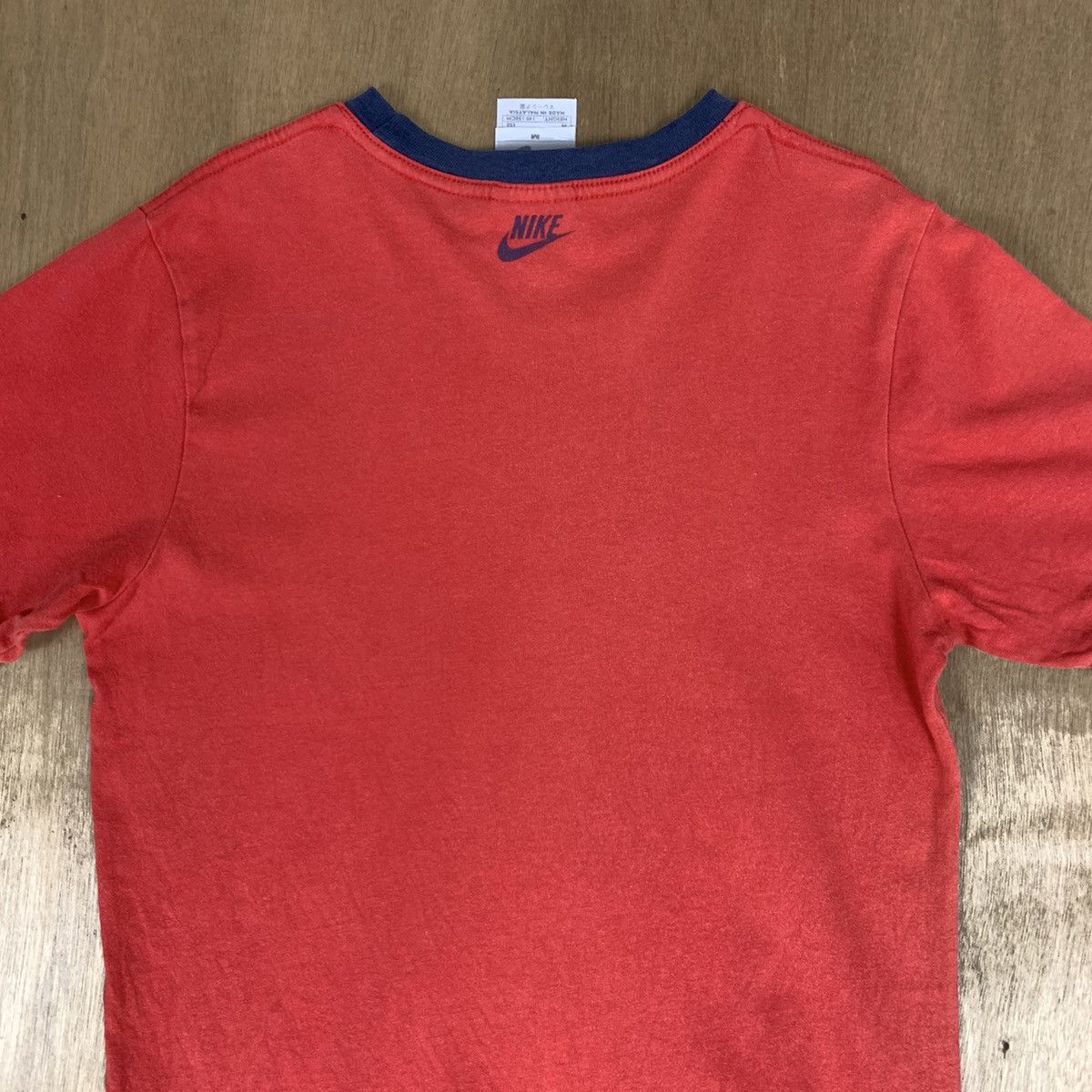 American Stitch × Nike × Sports Specialties NIKE Ringer Swoosh Center Big Logo Graphic Sportwear Tshirt Size US S / EU 44-46 / 1 - 10 Thumbnail